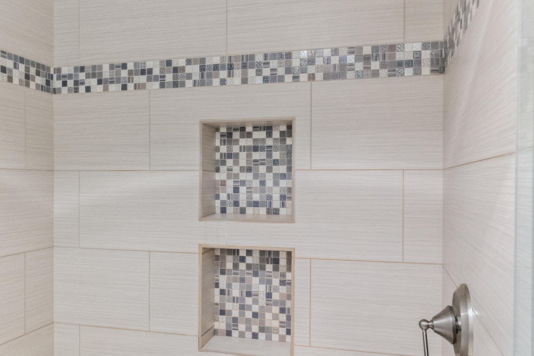 18131 Ashwood Lane Unit: 8