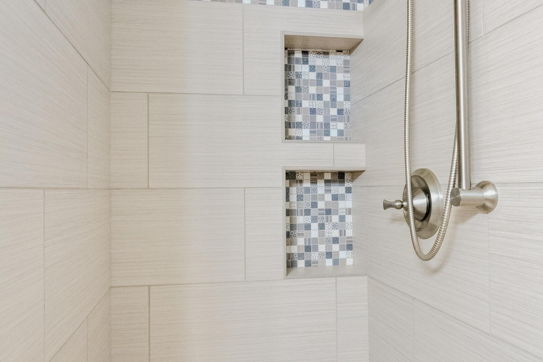 18131 Ashwood Lane Unit: 8