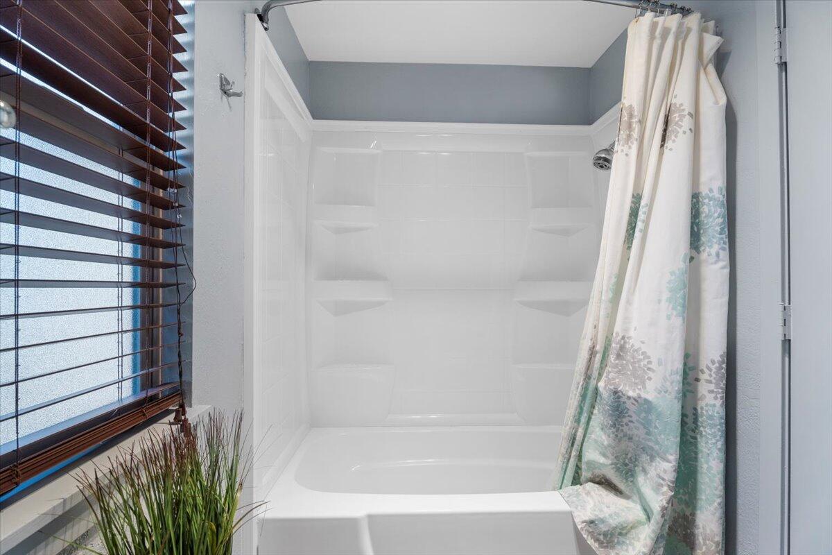 17622 Pinnacle Lane Unit: 3