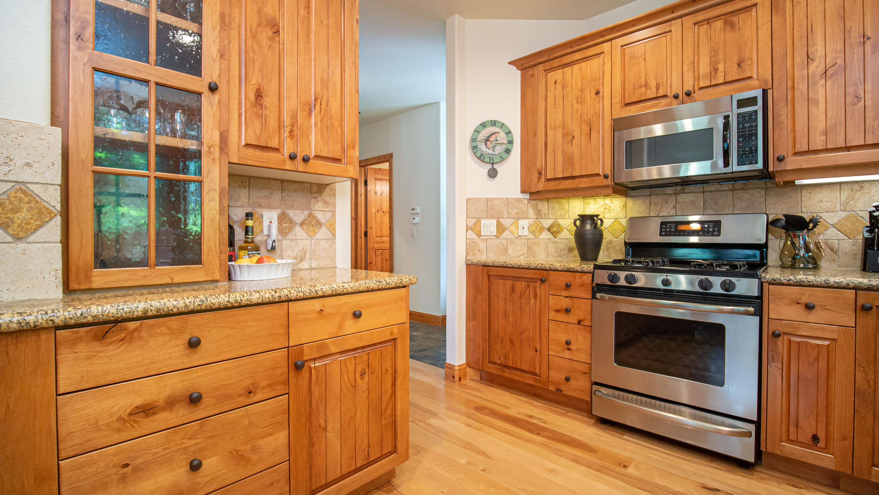 57406 Sun Eagle Lane