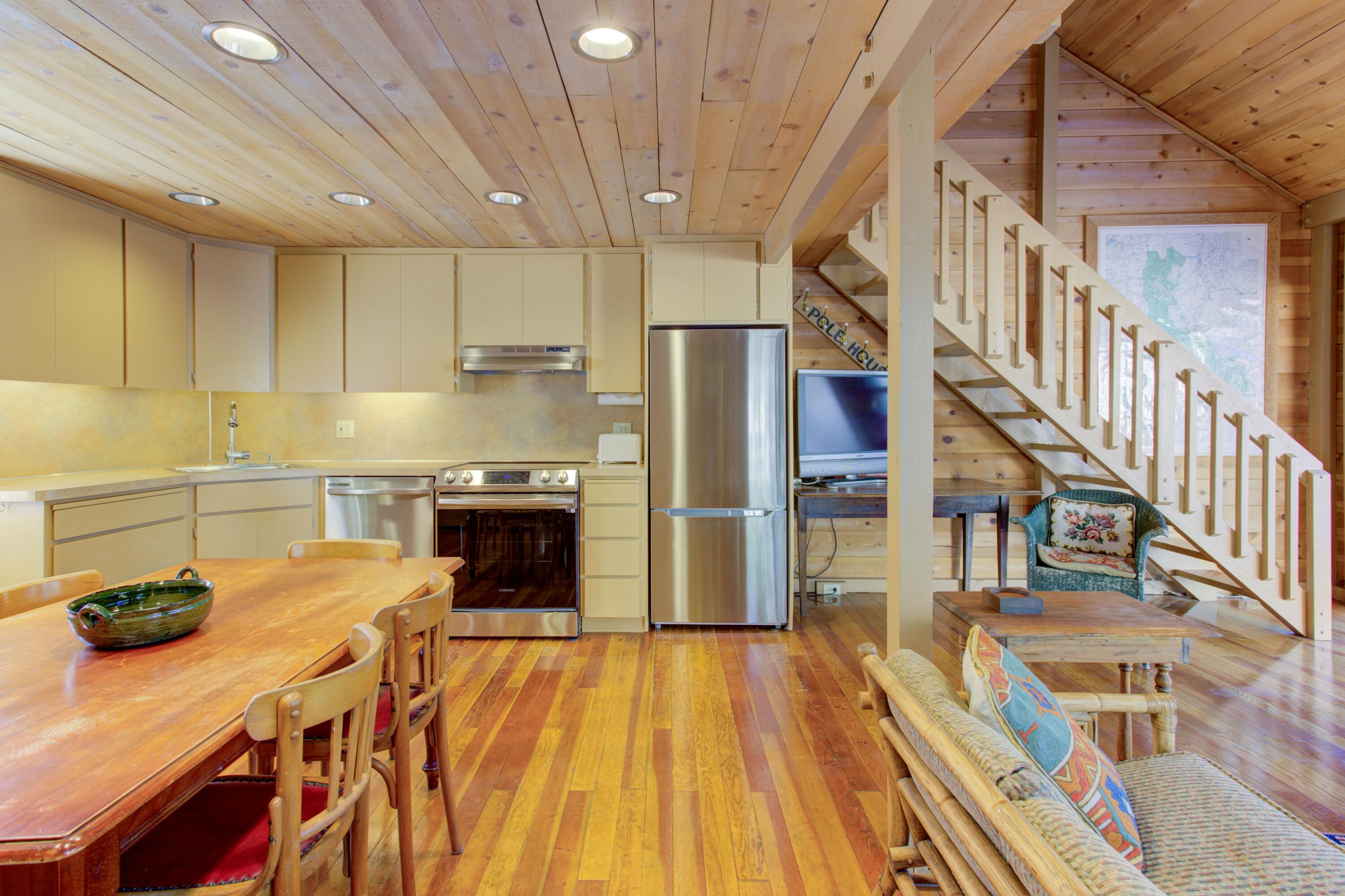 17622 Cluster Cabin Lane Unit: 5