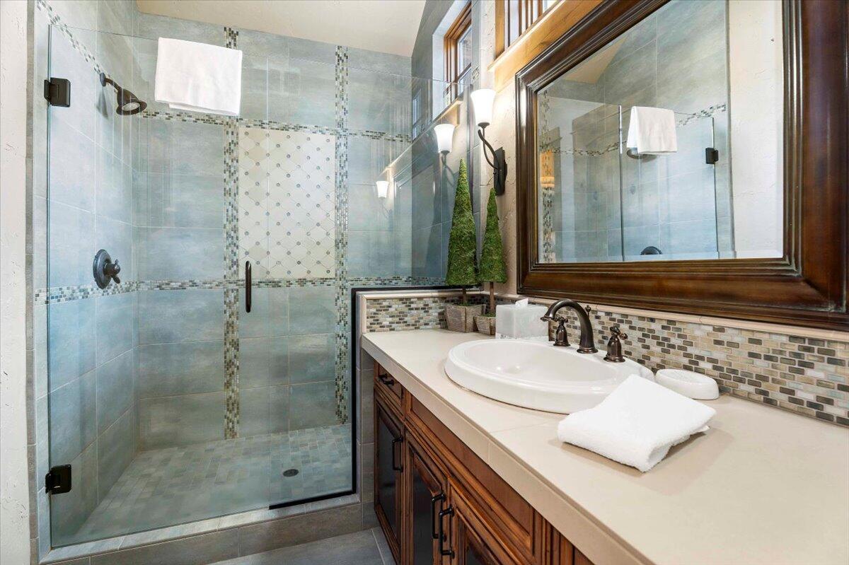 56184 Sable Rock Loop