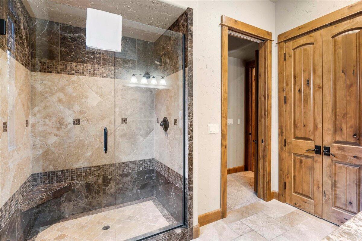 56184 Sable Rock Loop