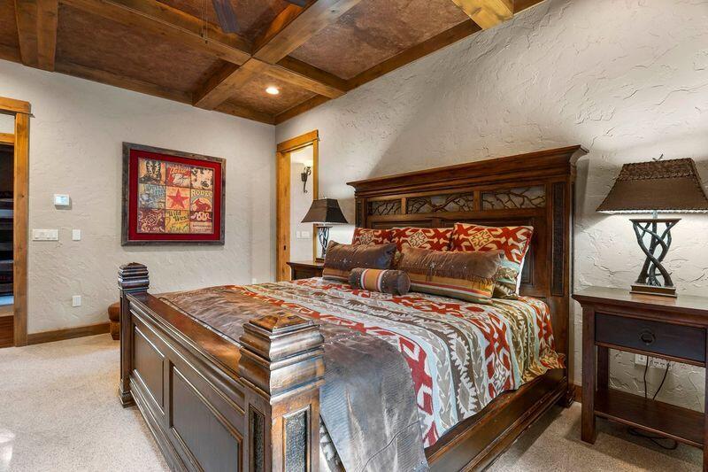 56184 Sable Rock Loop