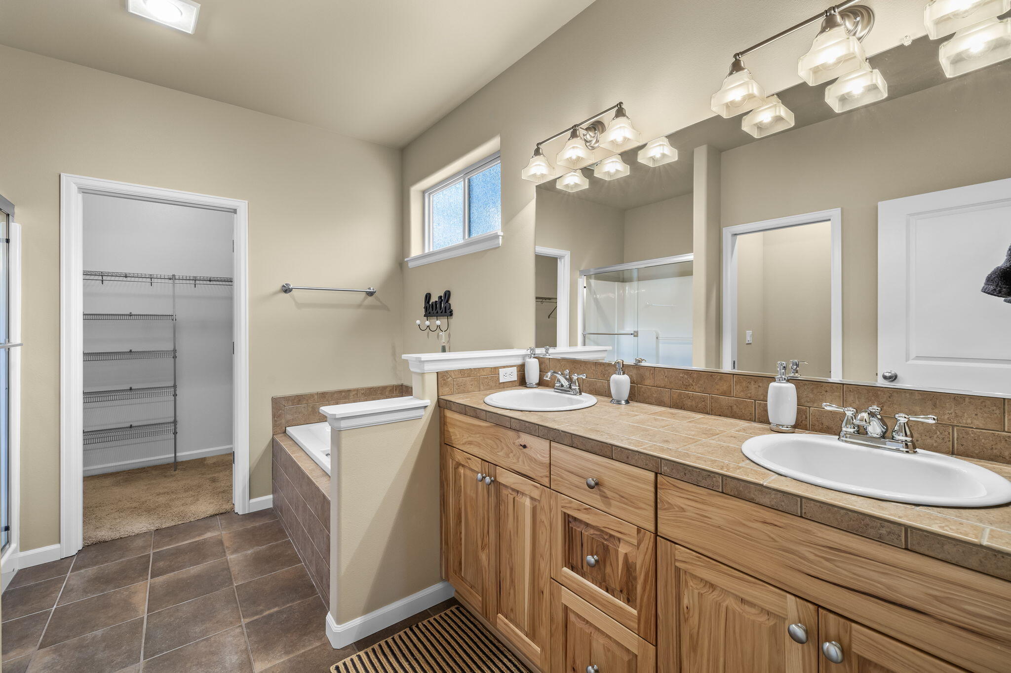 51887 Trapper George Lane