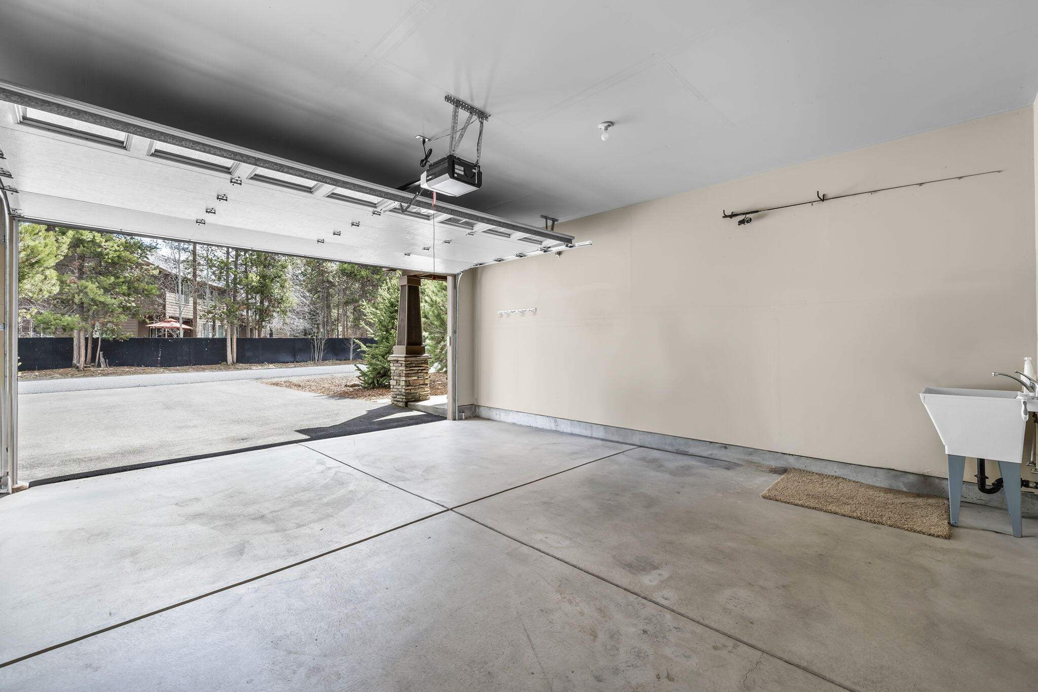 51887 Trapper George Lane