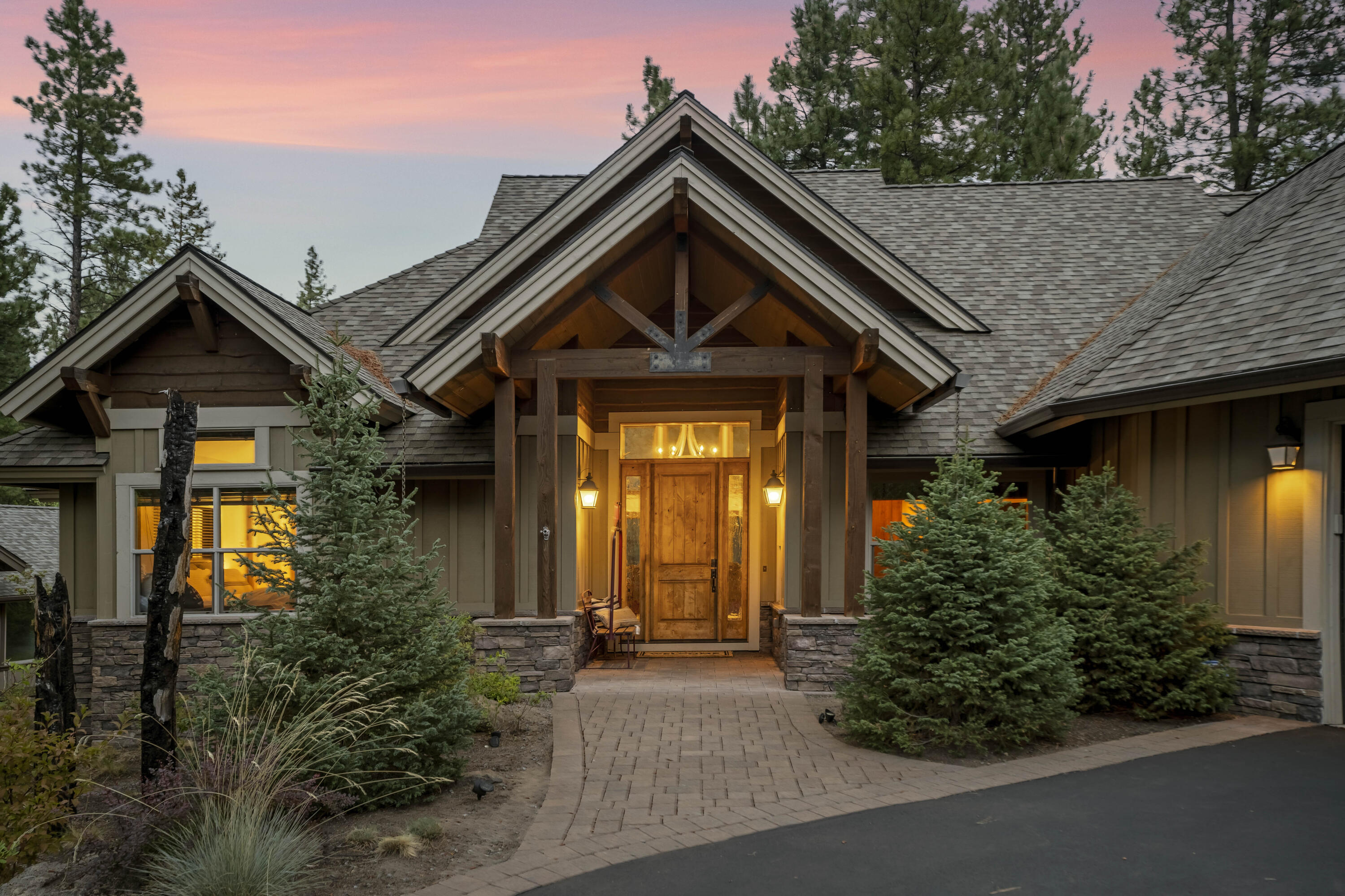 56236 Sable Rock Loop
