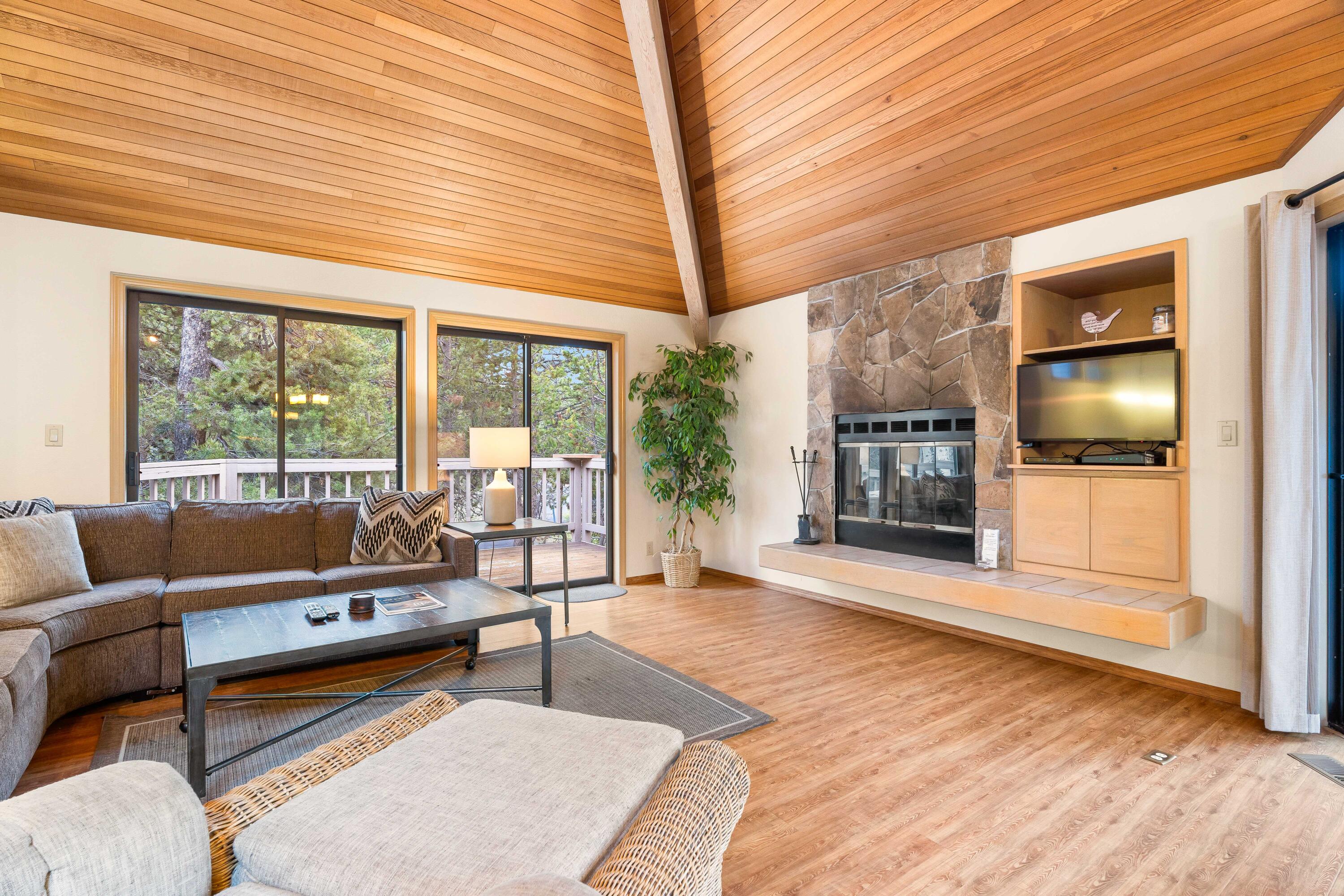 57611 Rocky Mountain Lane Unit: 6