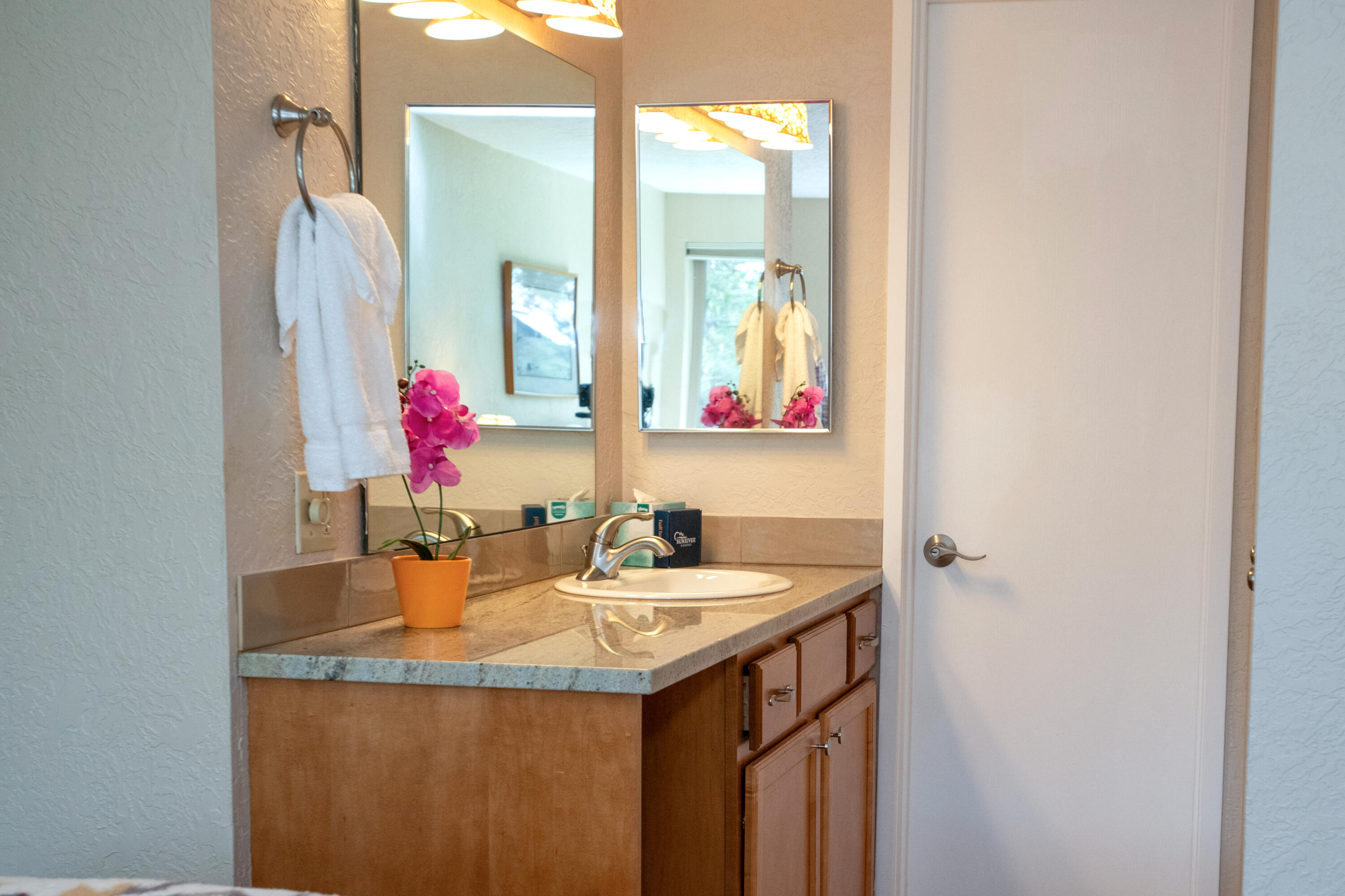 57018 Tennis Village Lane Unit: 60