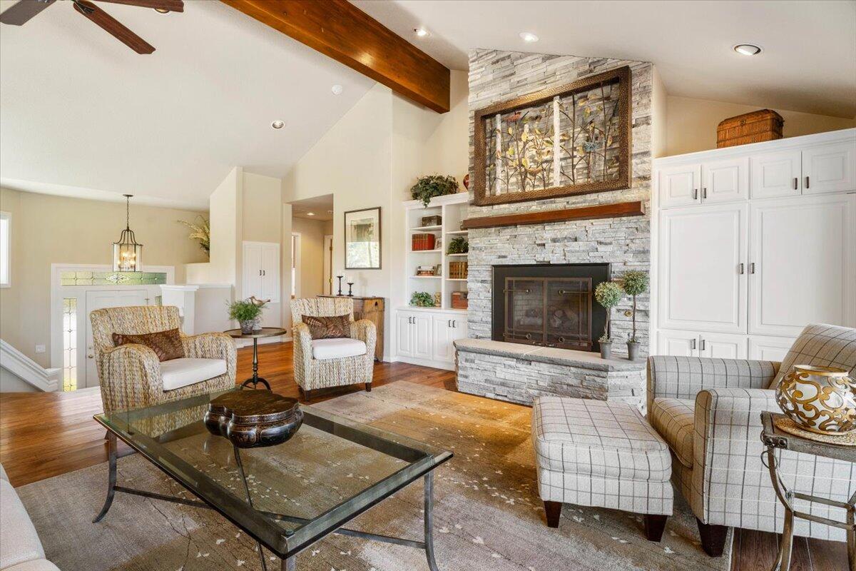 58033 Mulligan Lane Unit: 16