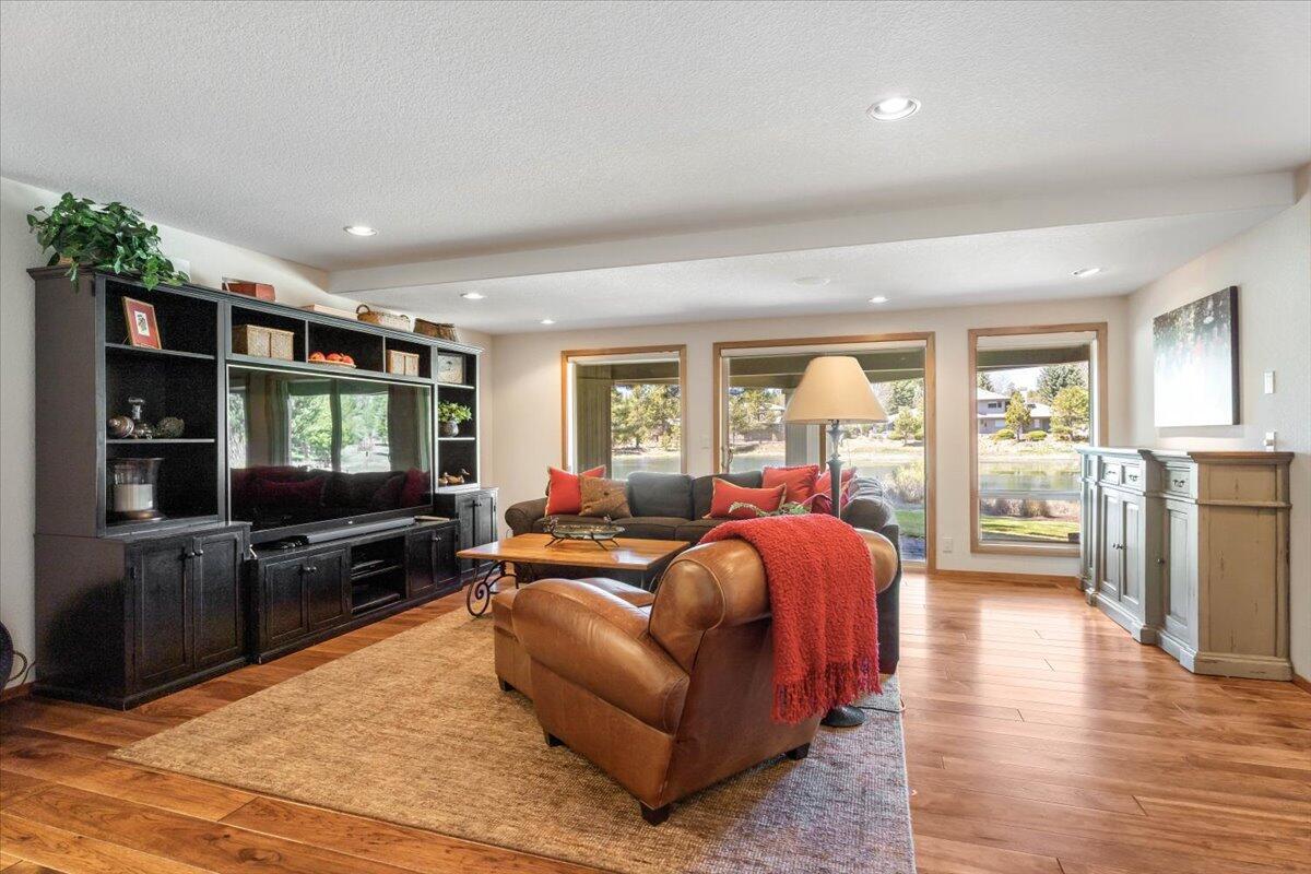 58033 Mulligan Lane Unit: 16