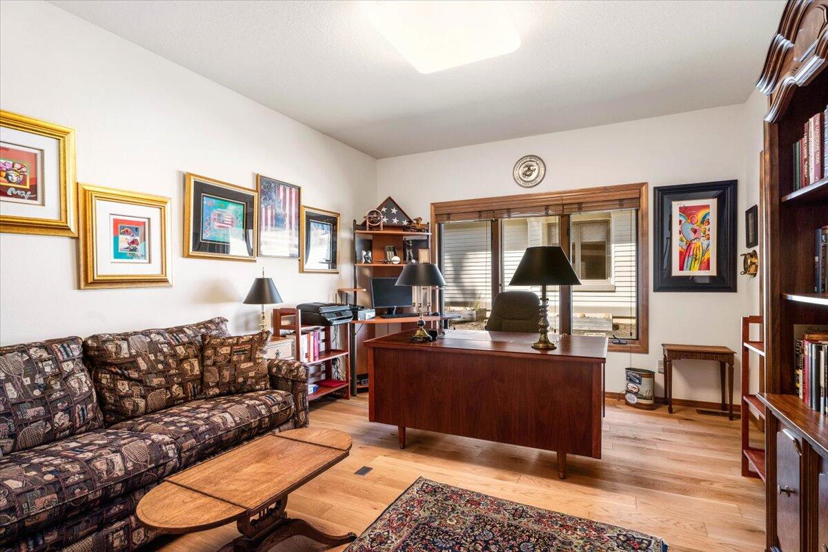 60877 Willow Creek Loop