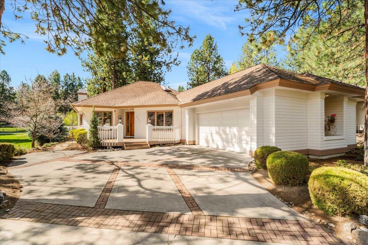 60877 Willow Creek Loop