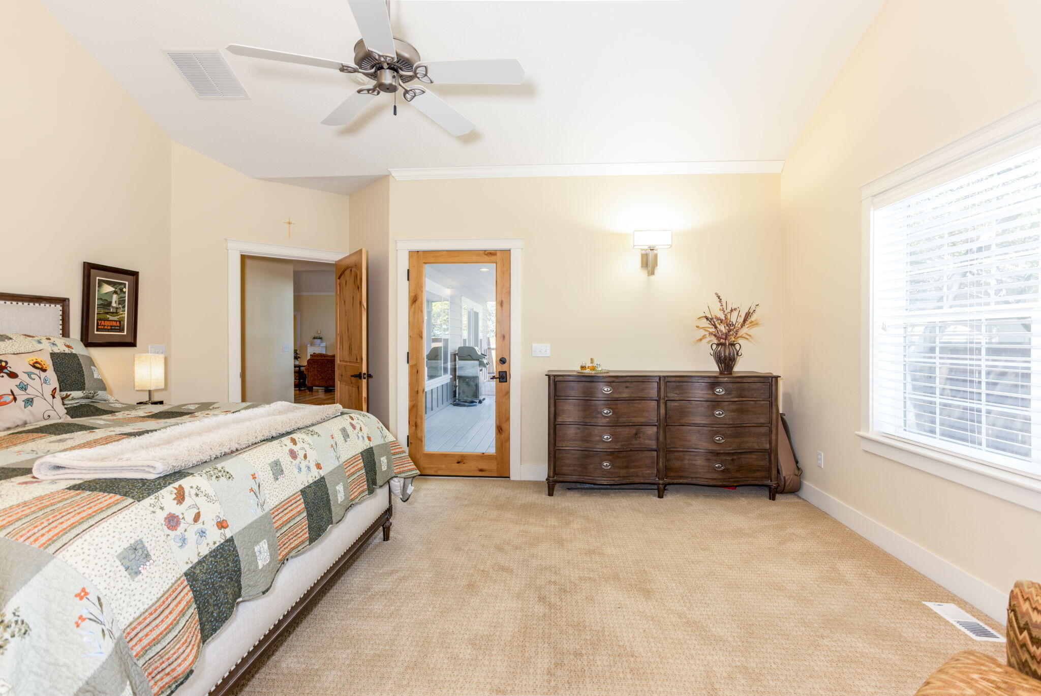61186 Ridgewater Loop