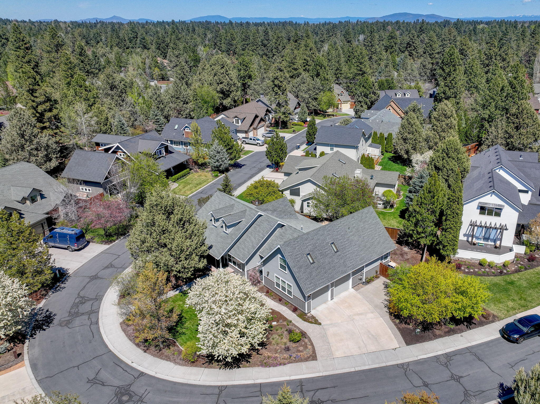 61186 Ridgewater Loop