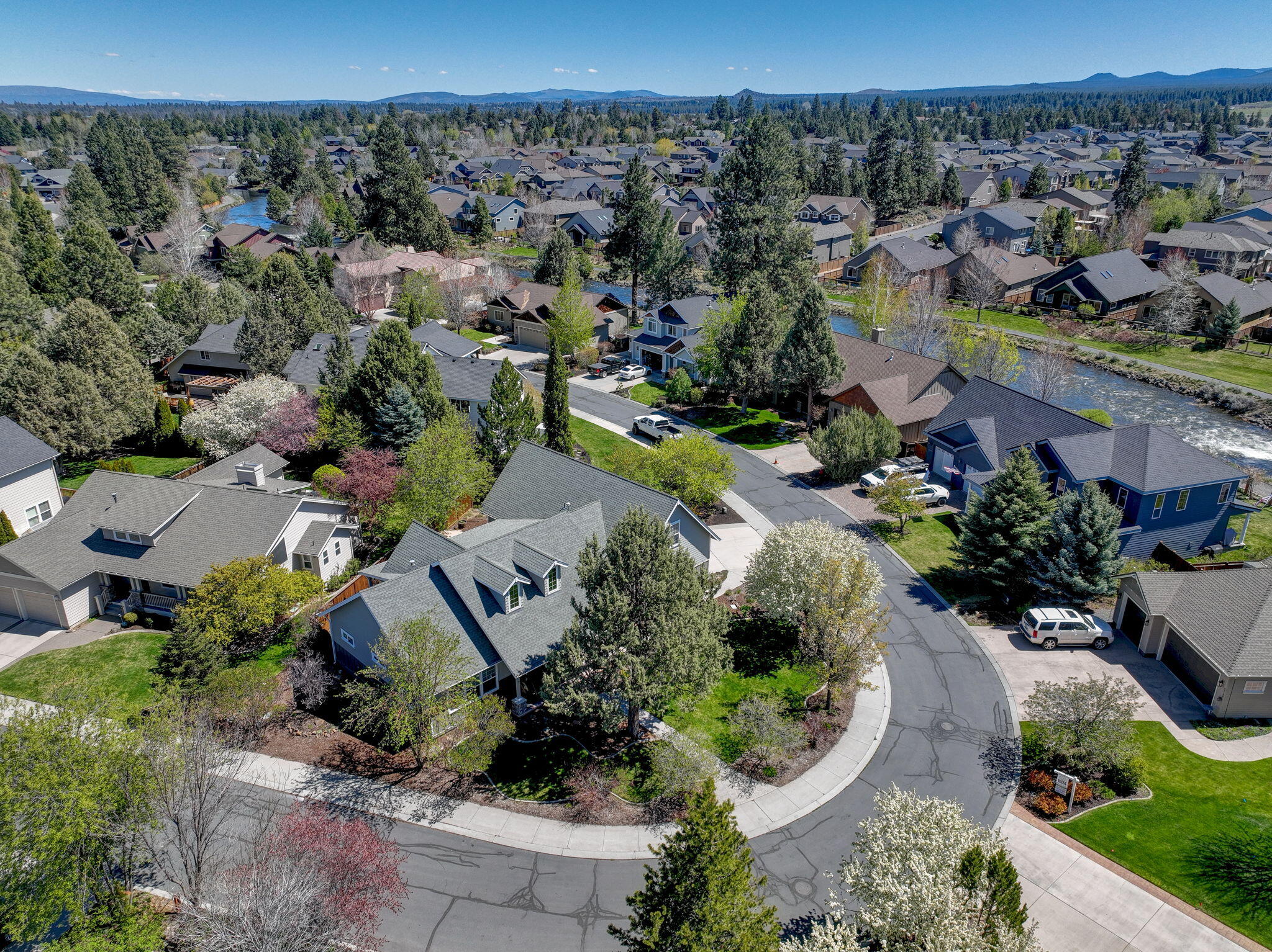 61186 Ridgewater Loop