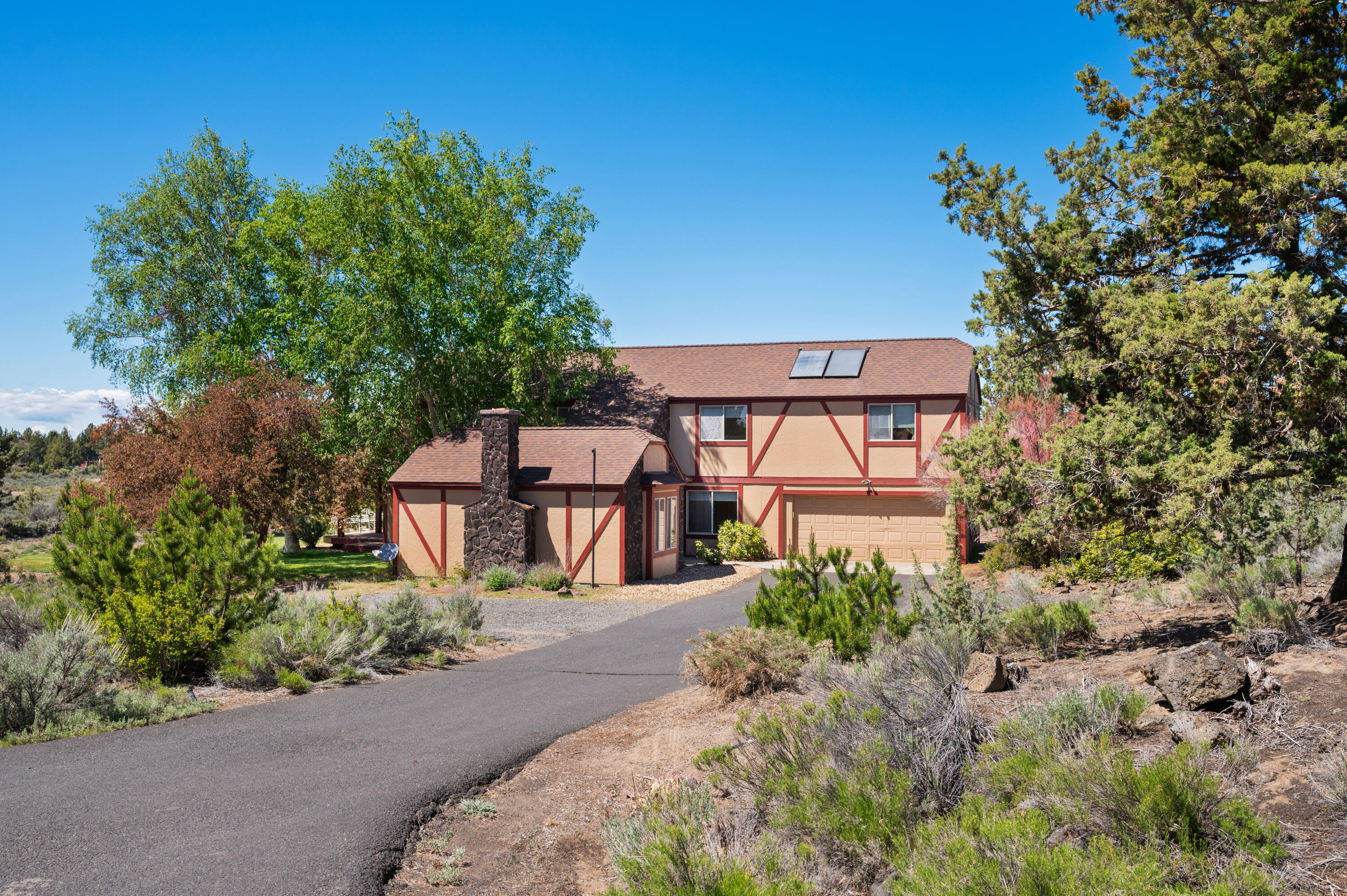 21770 Eastmont Drive