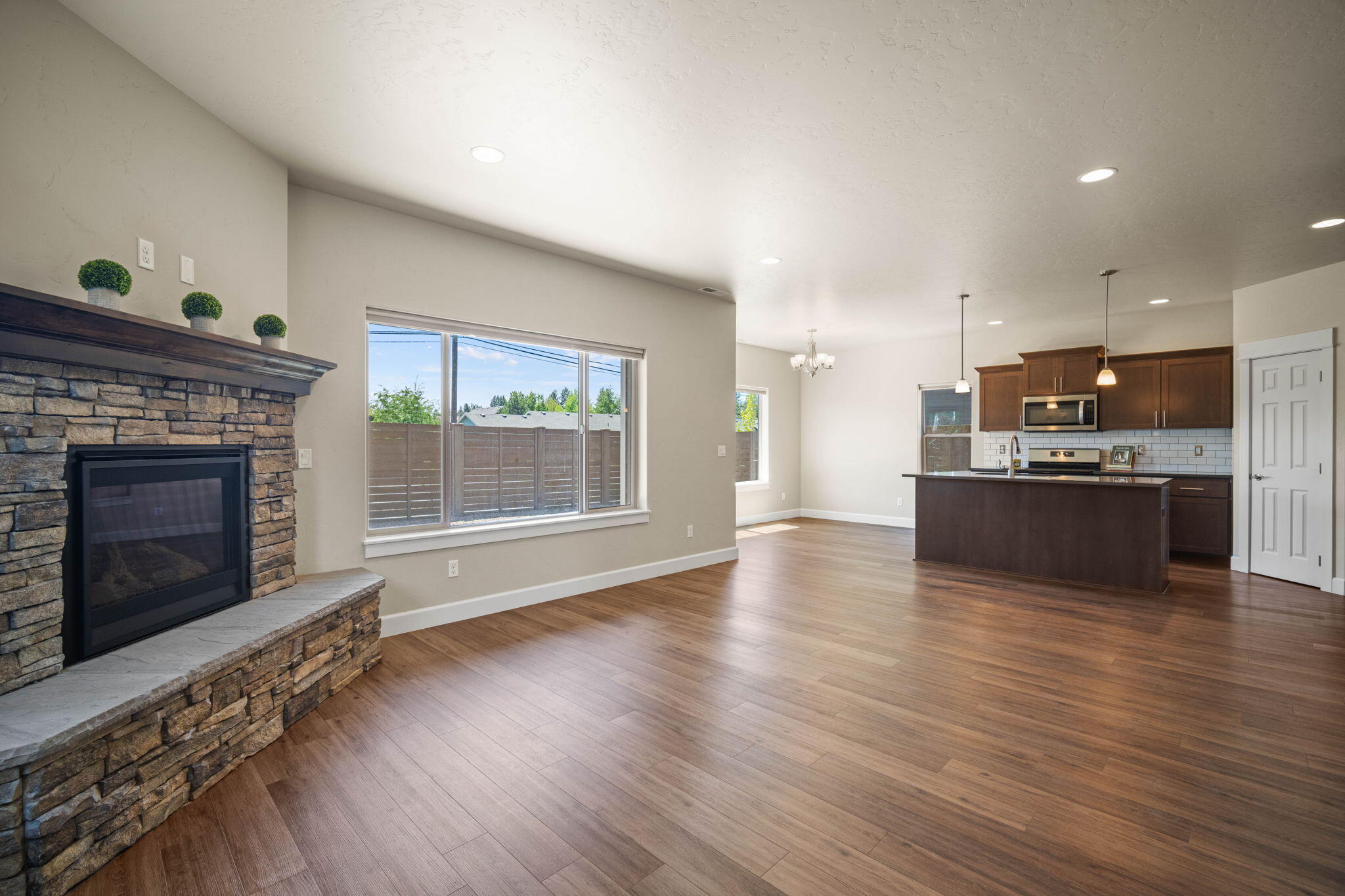 20601 SE Gemstone Avenue