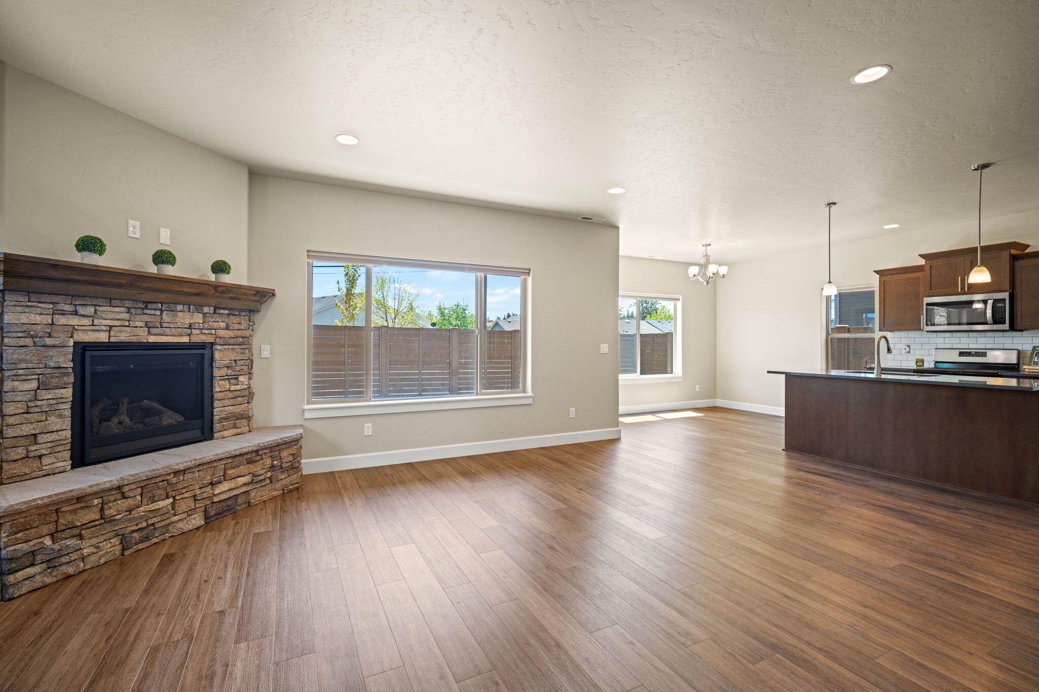 20601 SE Gemstone Avenue