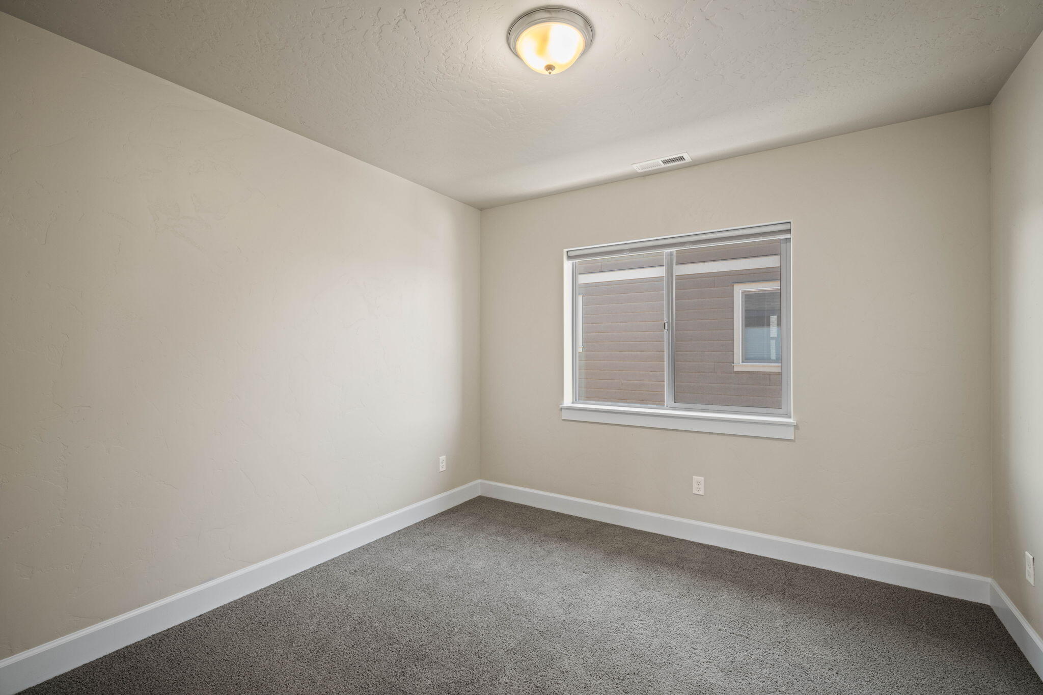 20601 SE Gemstone Avenue