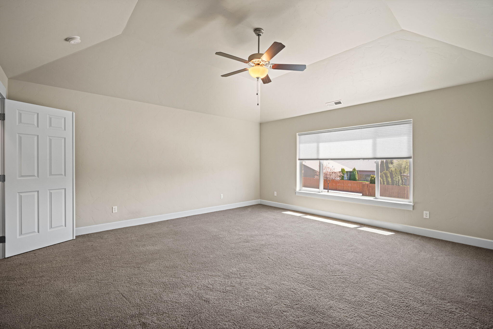 20601 SE Gemstone Avenue