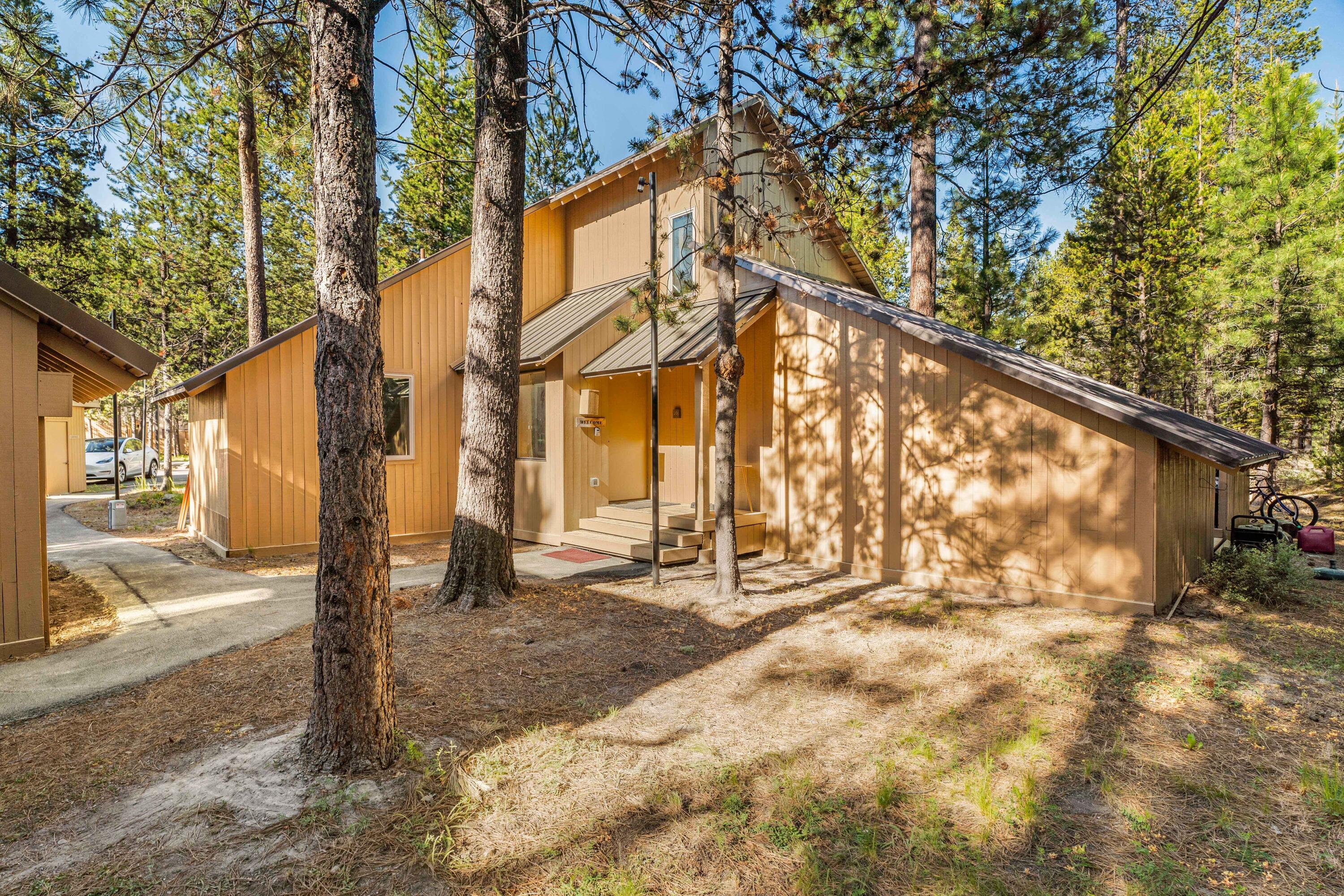 17639 Cluster Cabin Lane Unit: 28