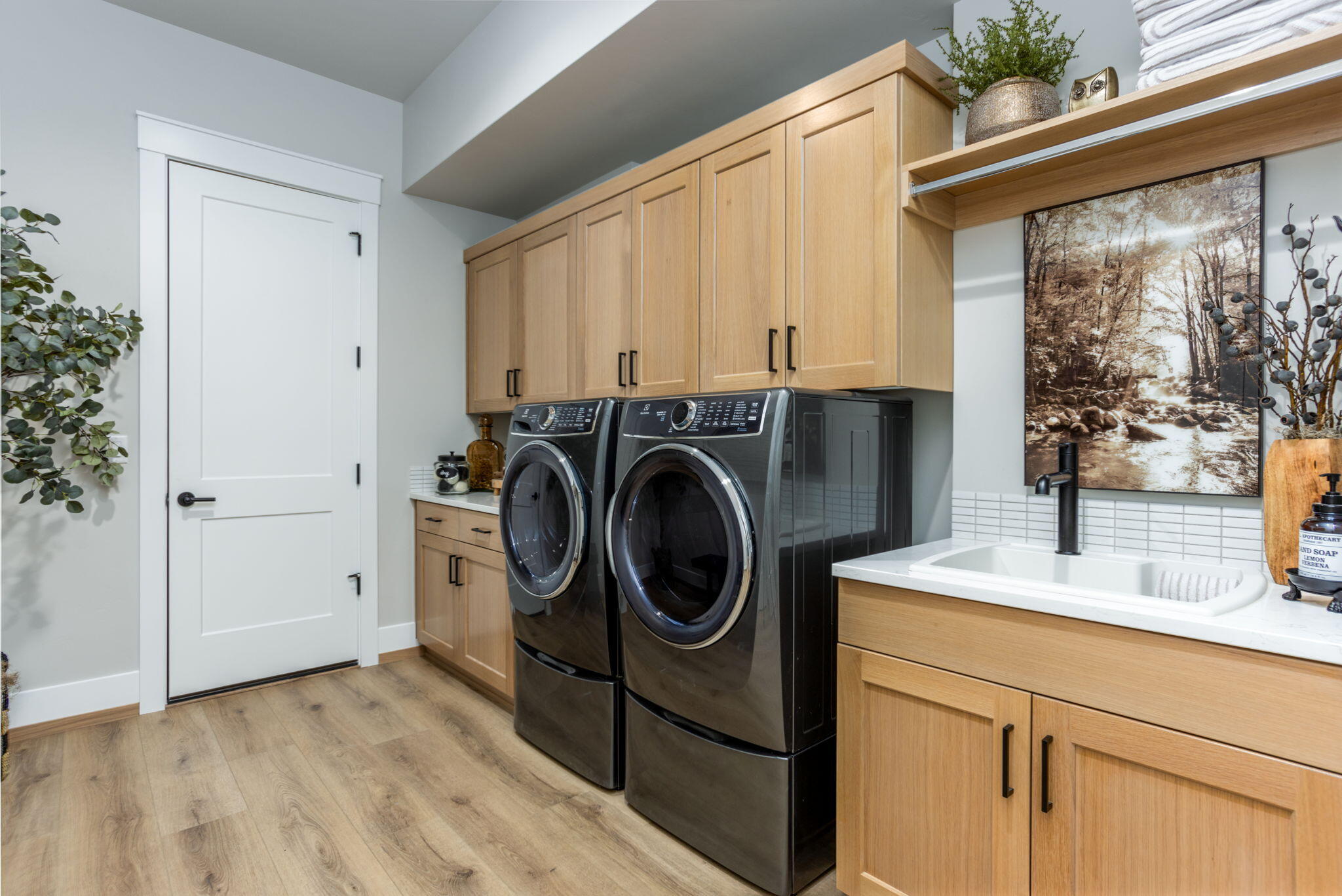 56396 Mirror Rock Loop Unit: 342