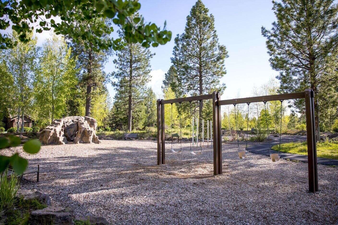 18197 Forestbrook Loop Unit: 19