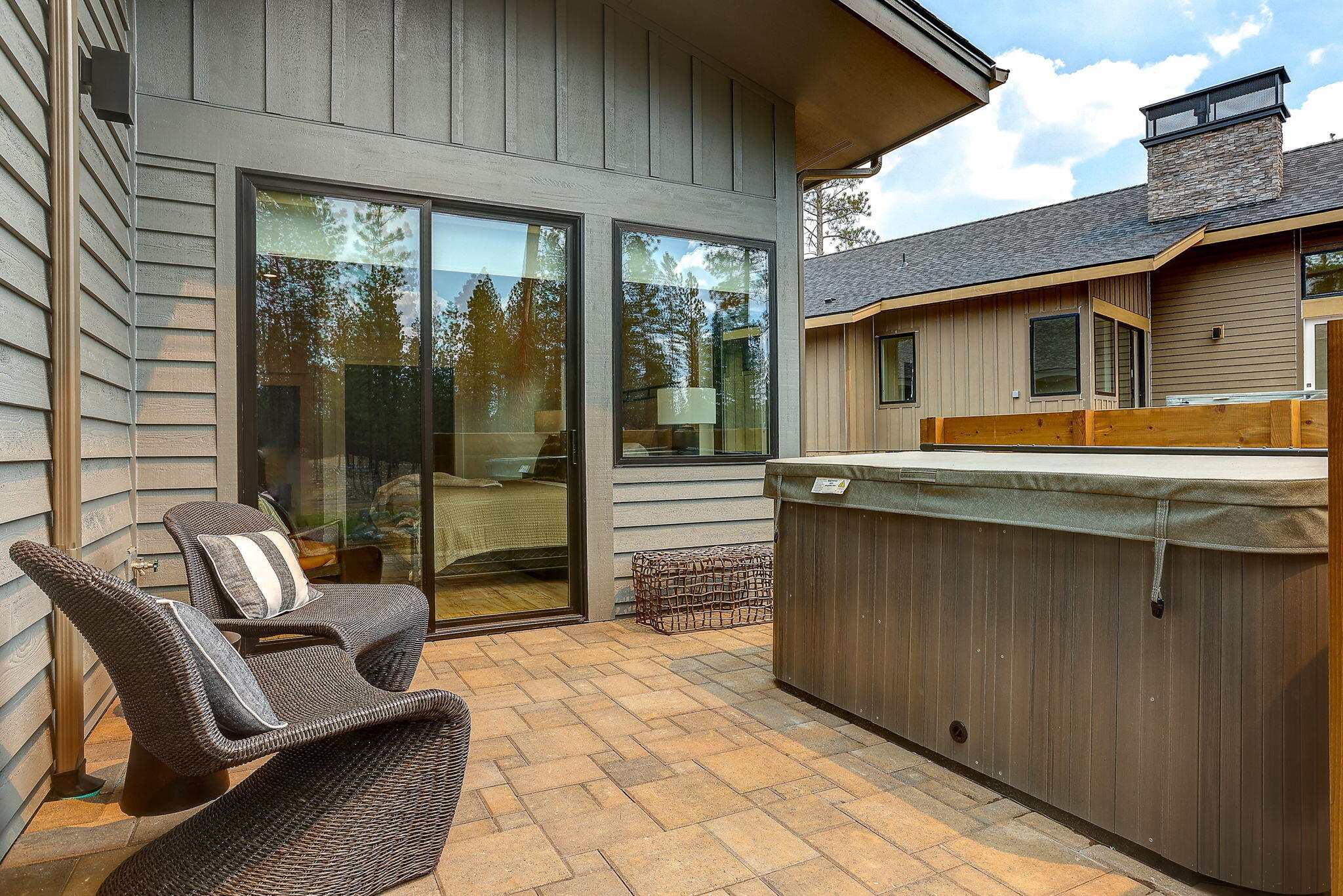 18197 Forestbrook Loop Unit: 19