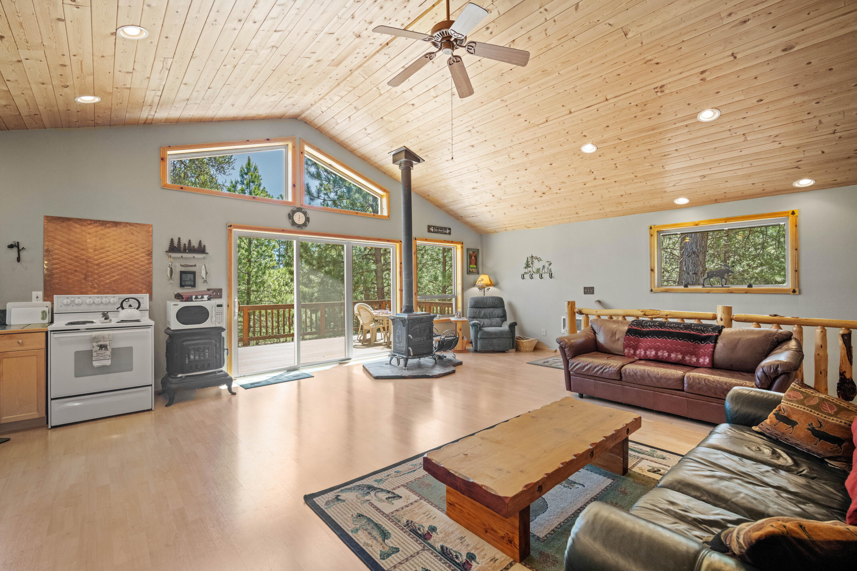 15150 Yellow Pine Loop