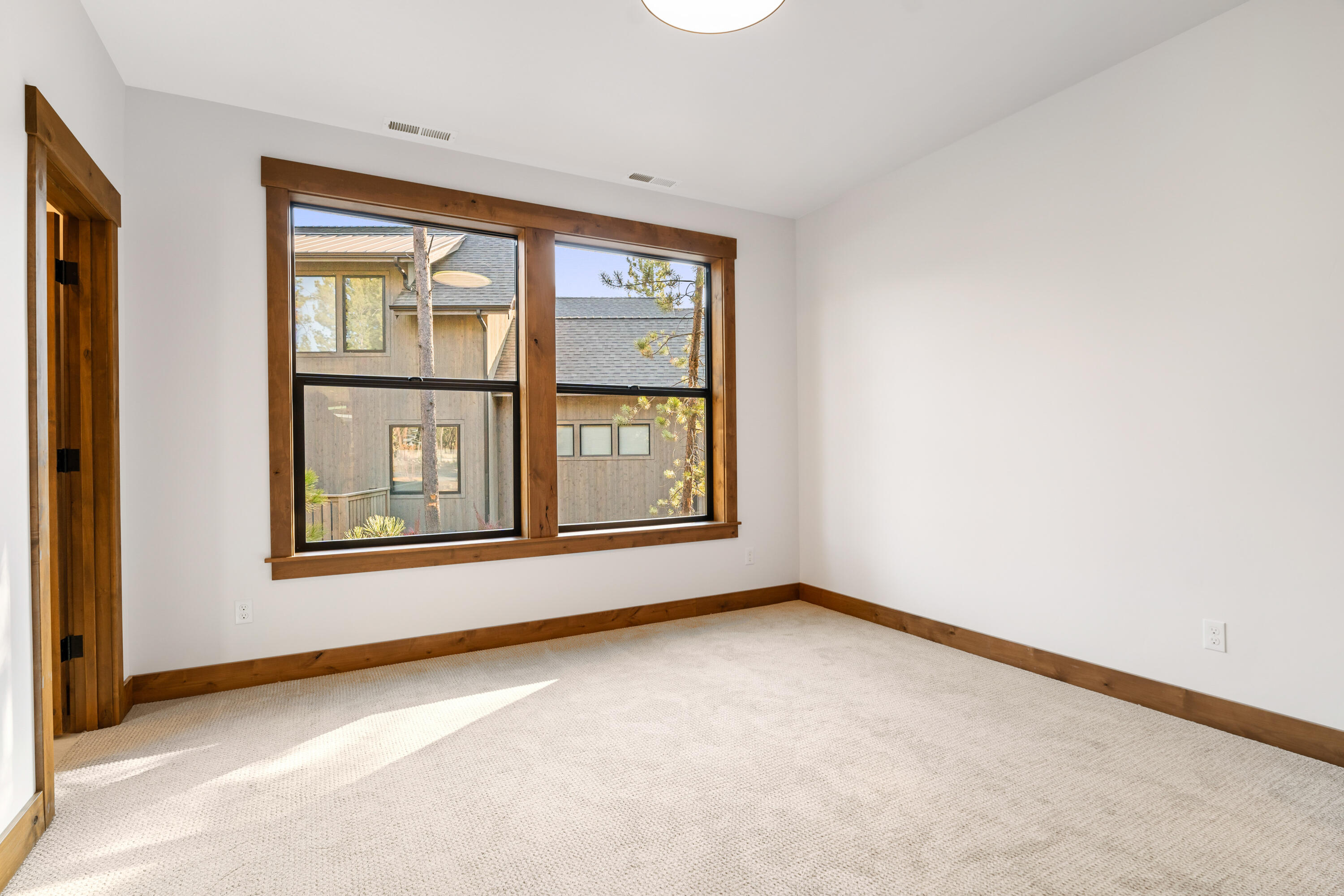 56378 Elk Run Drive Unit: 417