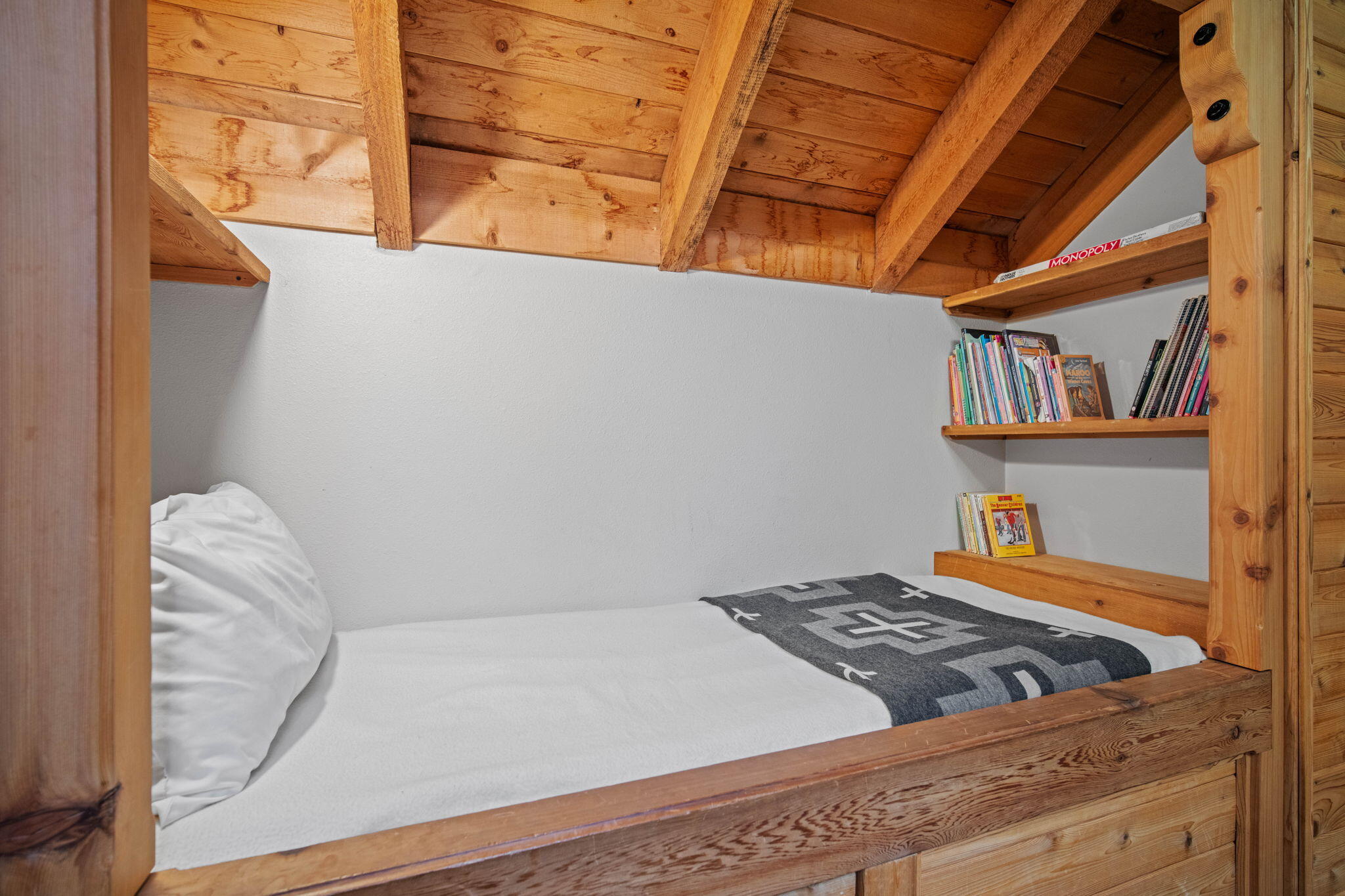 57111 Brassie Lane Unit: 21