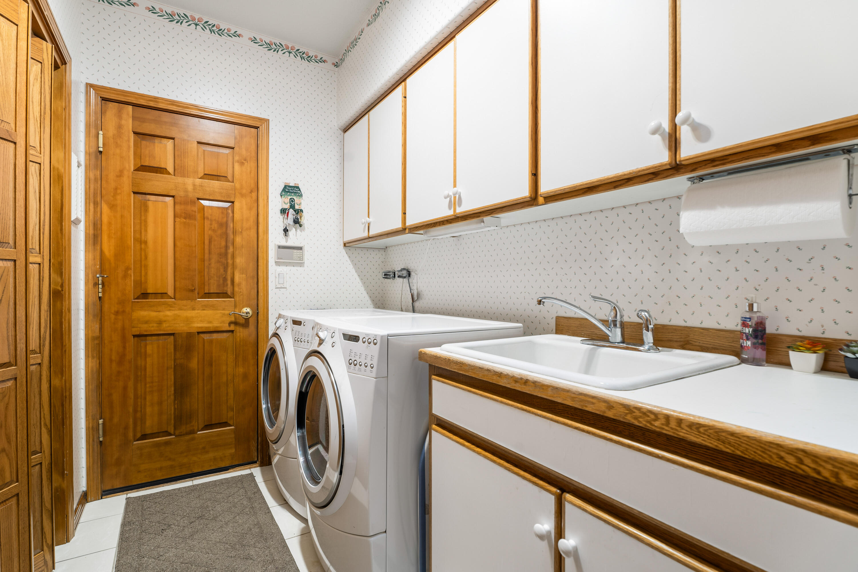 60724 Willow Creek Loop