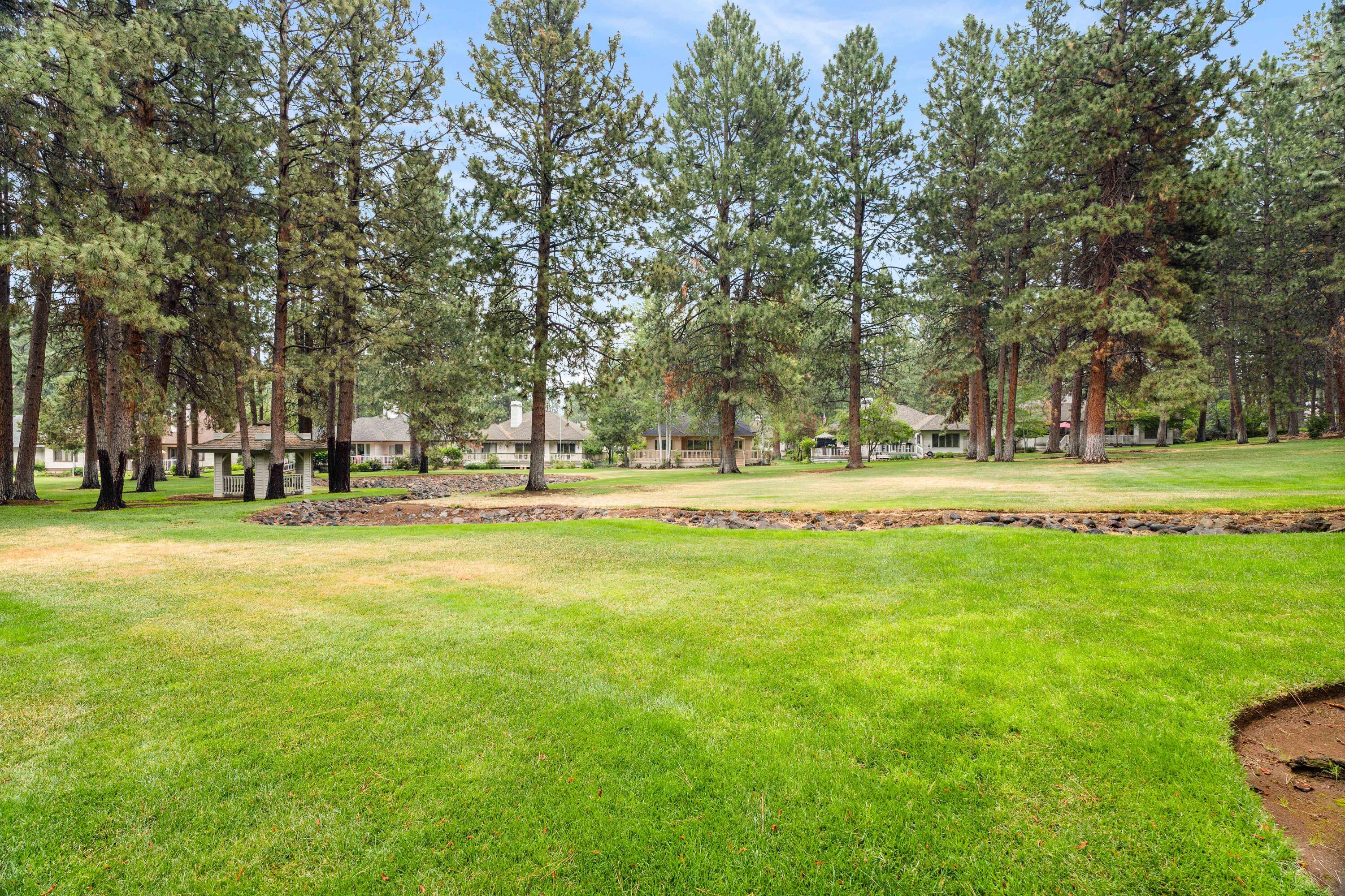 60724 Willow Creek Loop