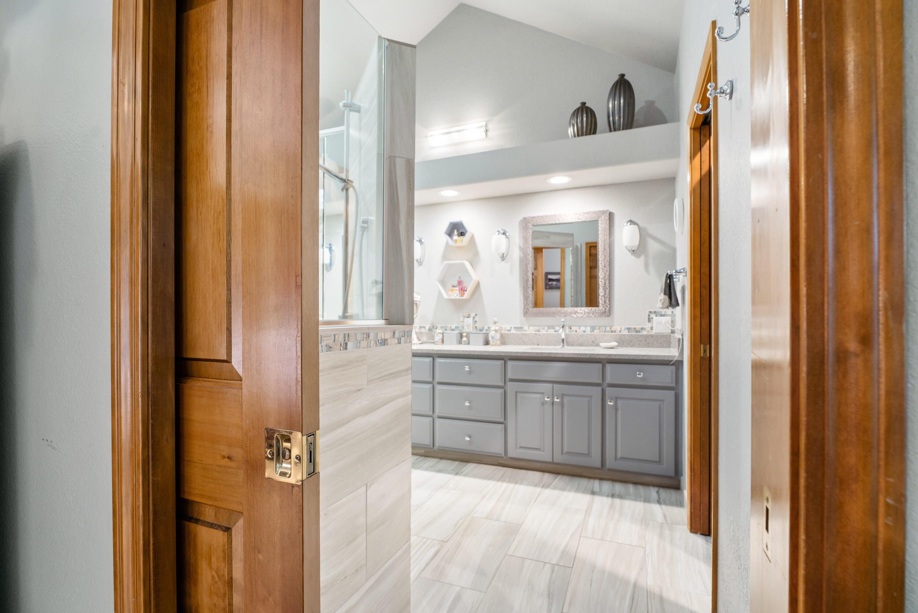 60724 Willow Creek Loop