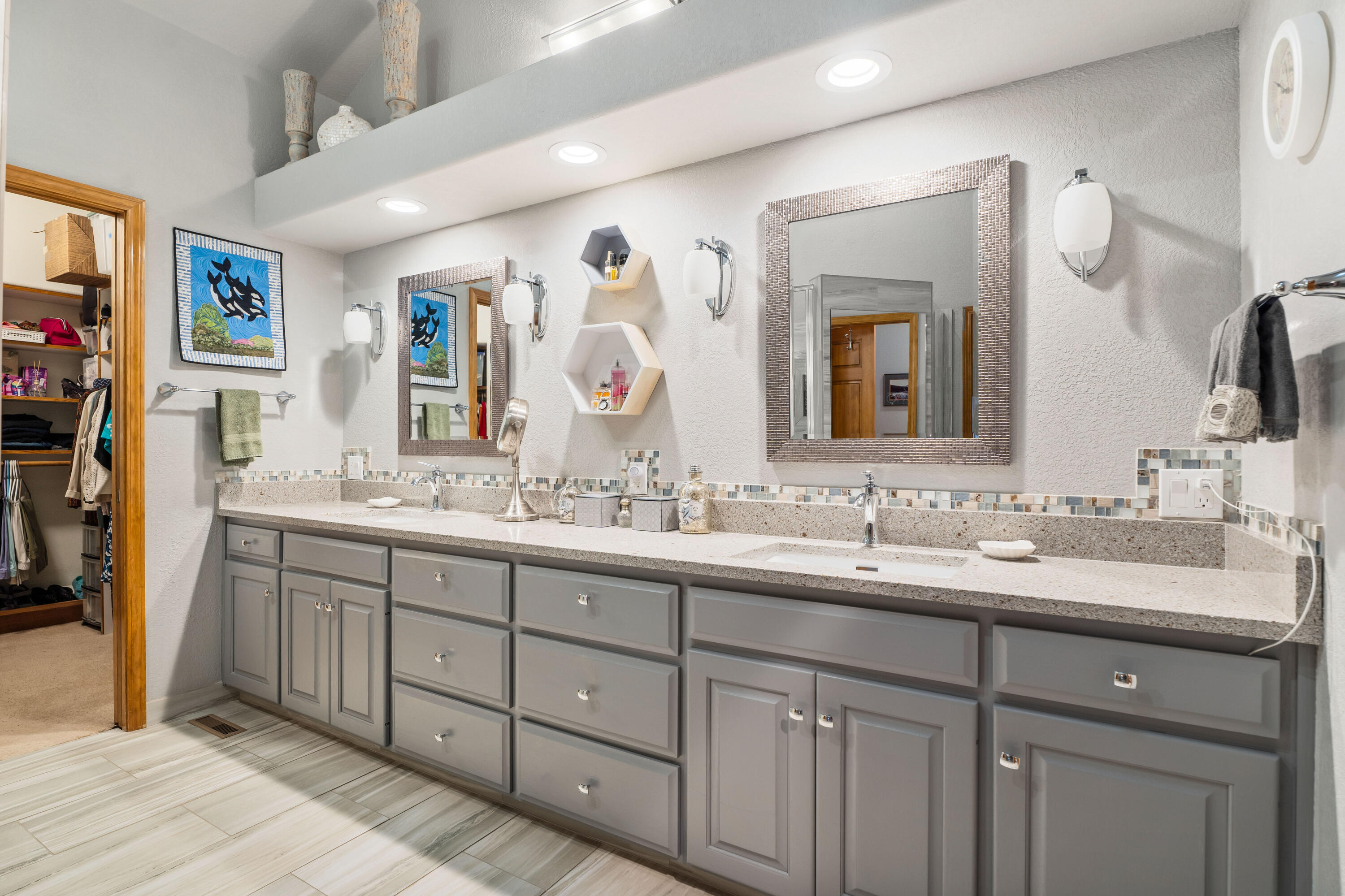 60724 Willow Creek Loop