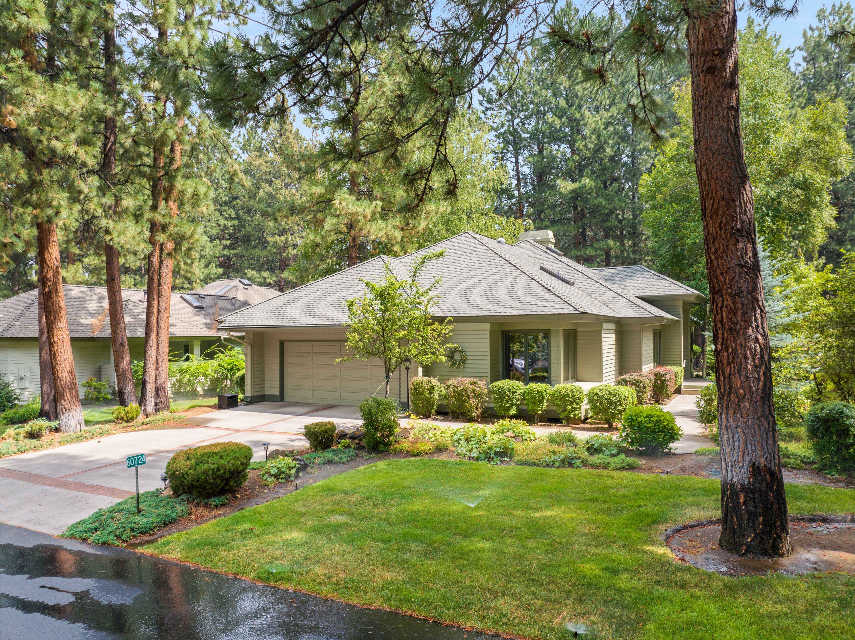 60724 Willow Creek Loop