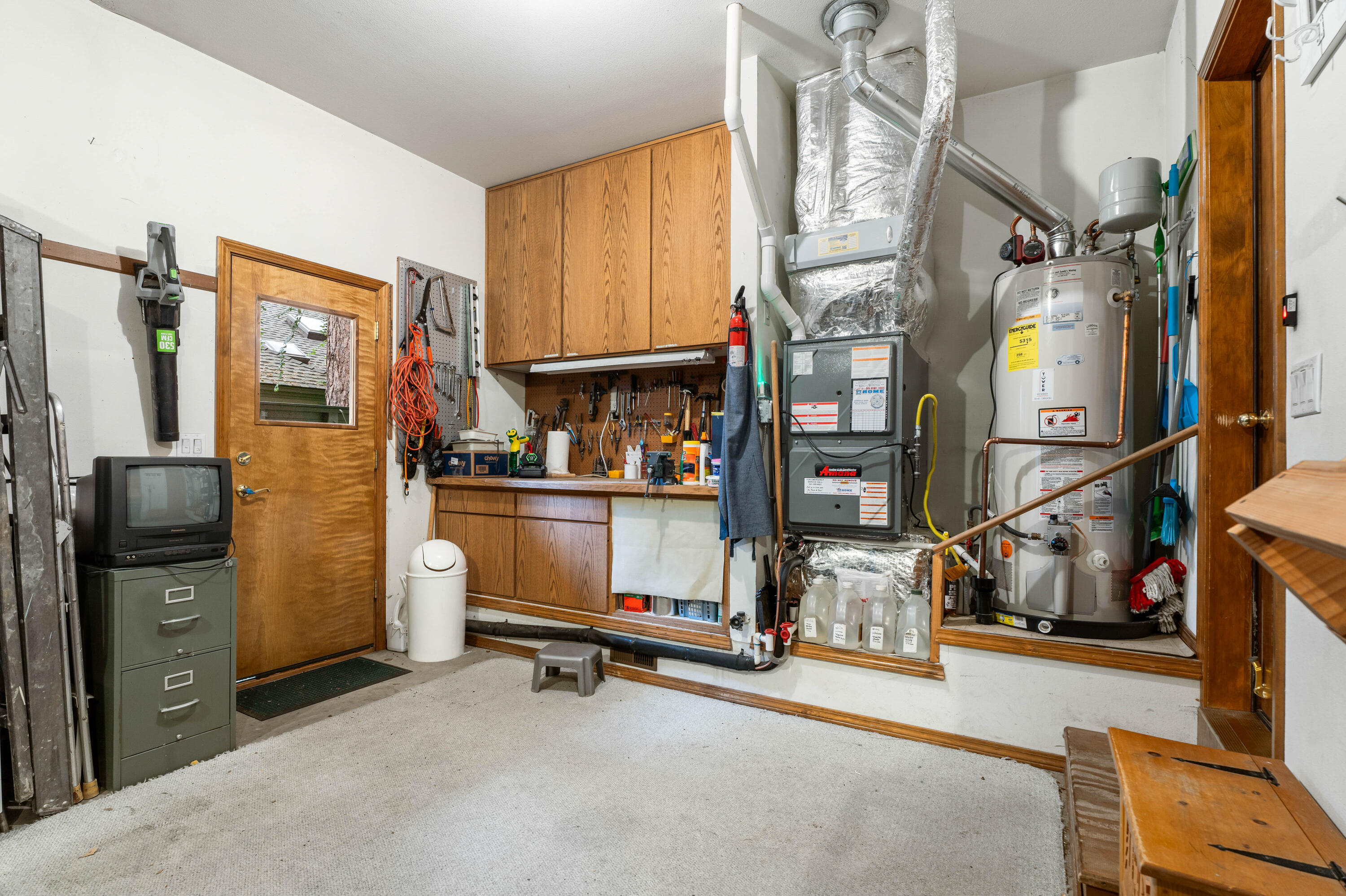 60724 Willow Creek Loop