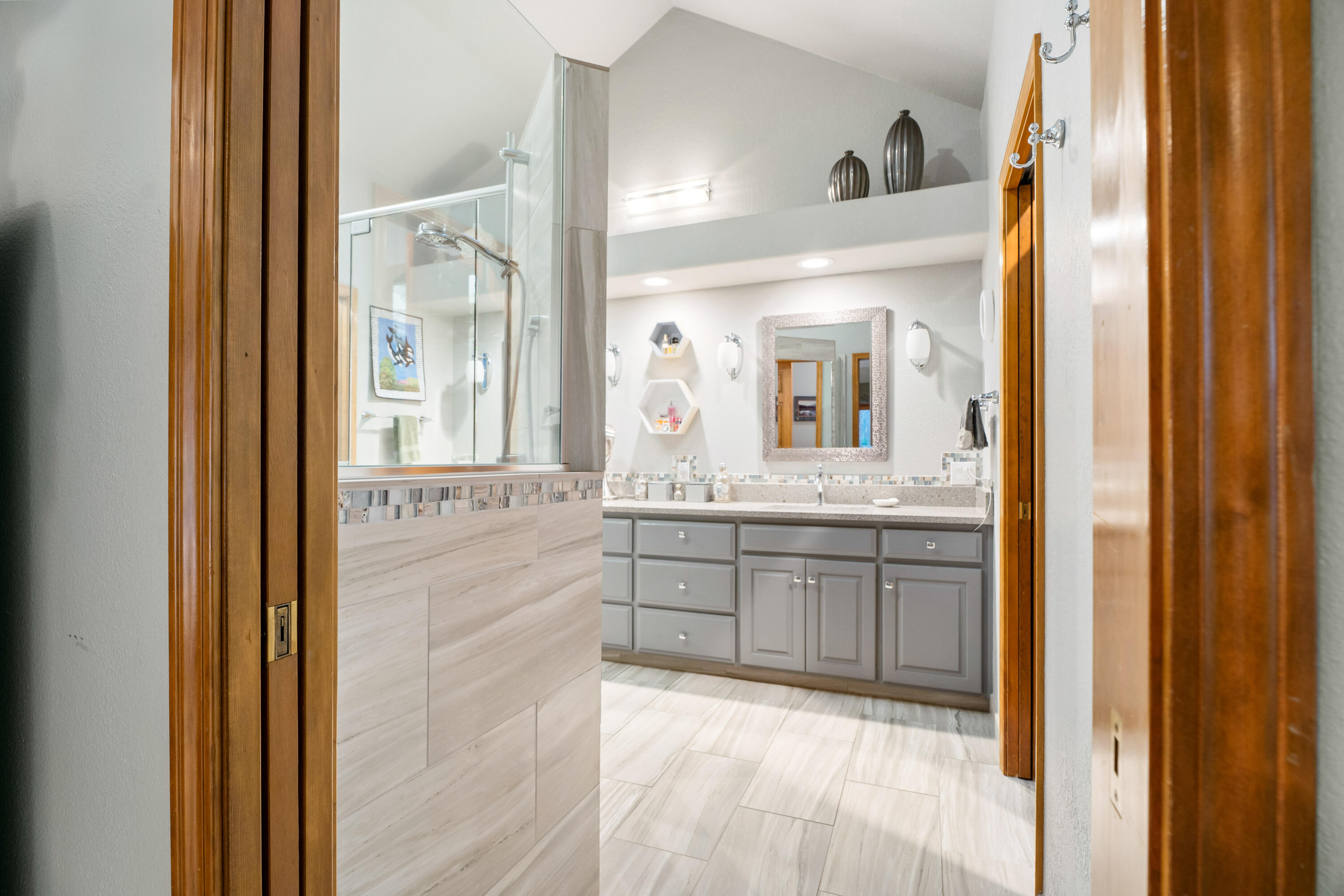 60724 Willow Creek Loop