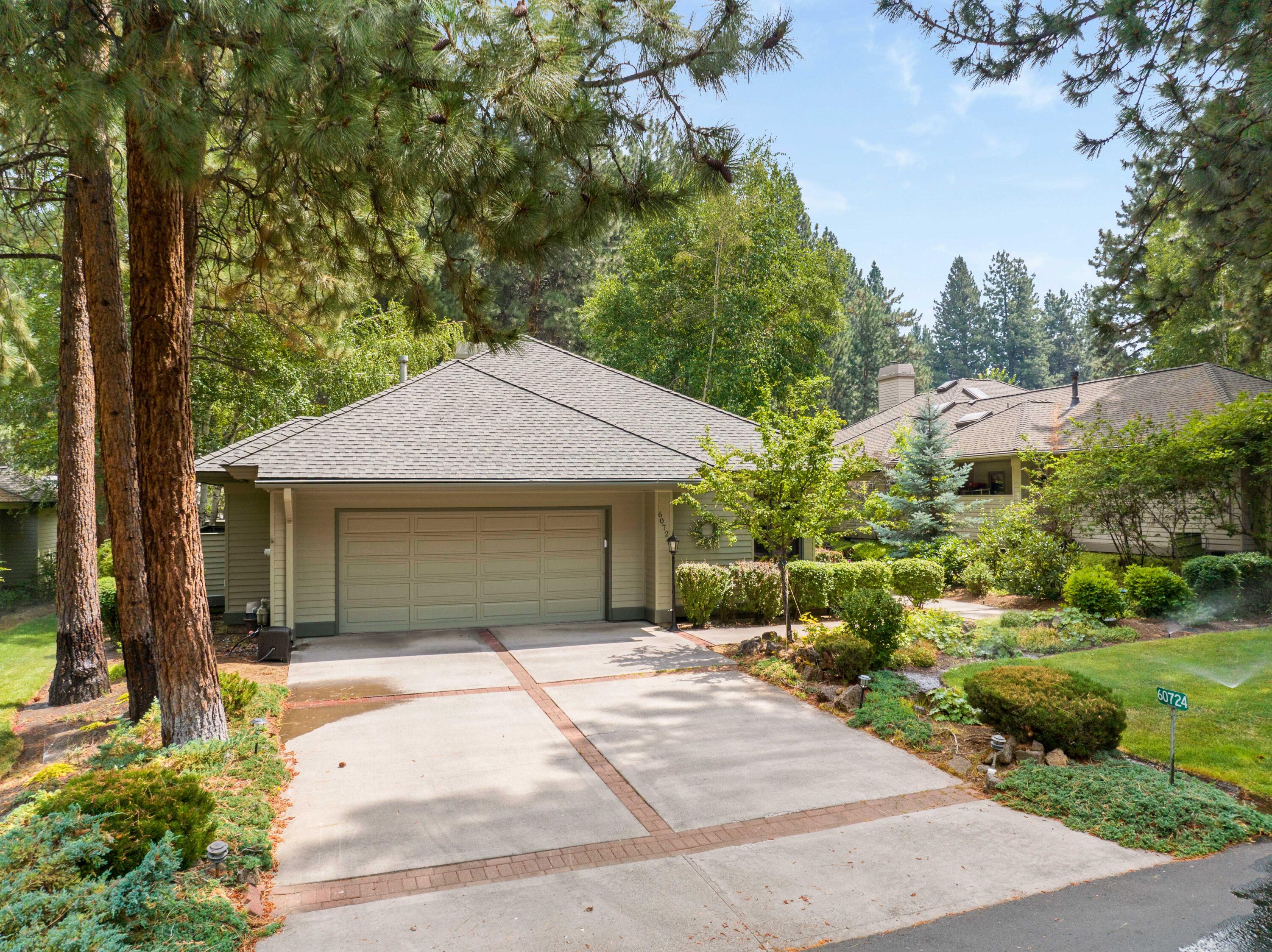 60724 Willow Creek Loop