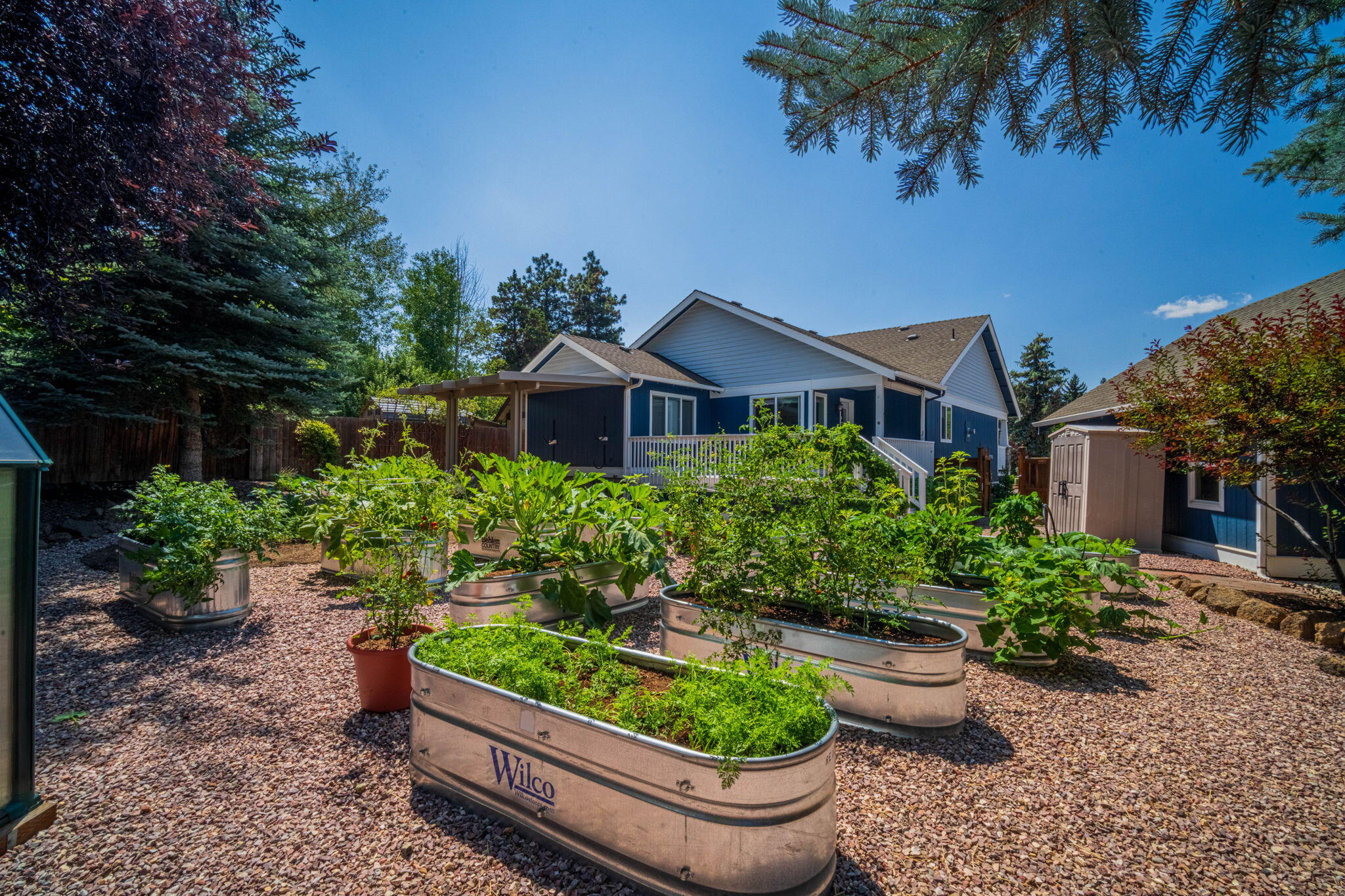 443 SW Hillwood Court