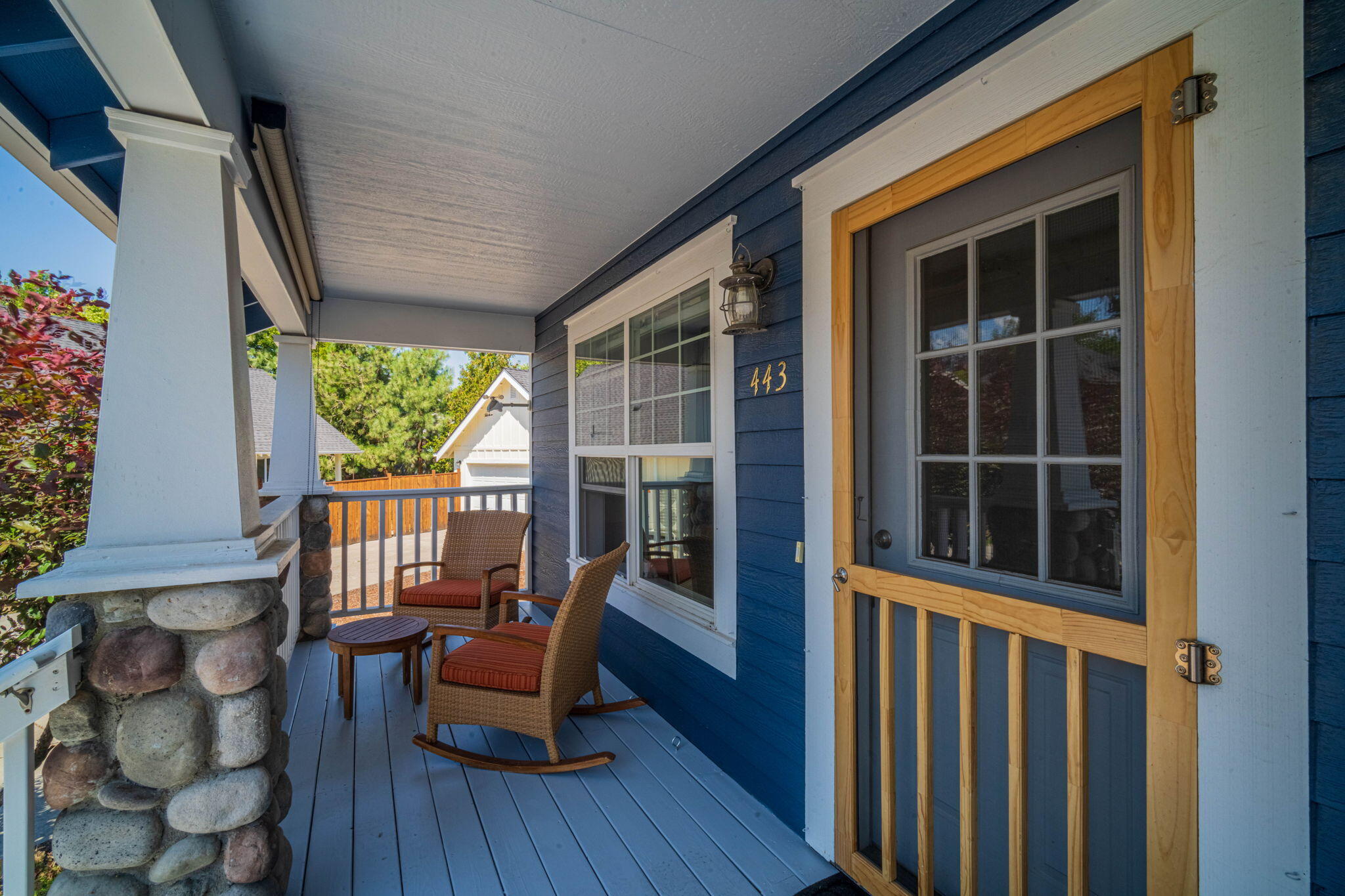 443 SW Hillwood Court