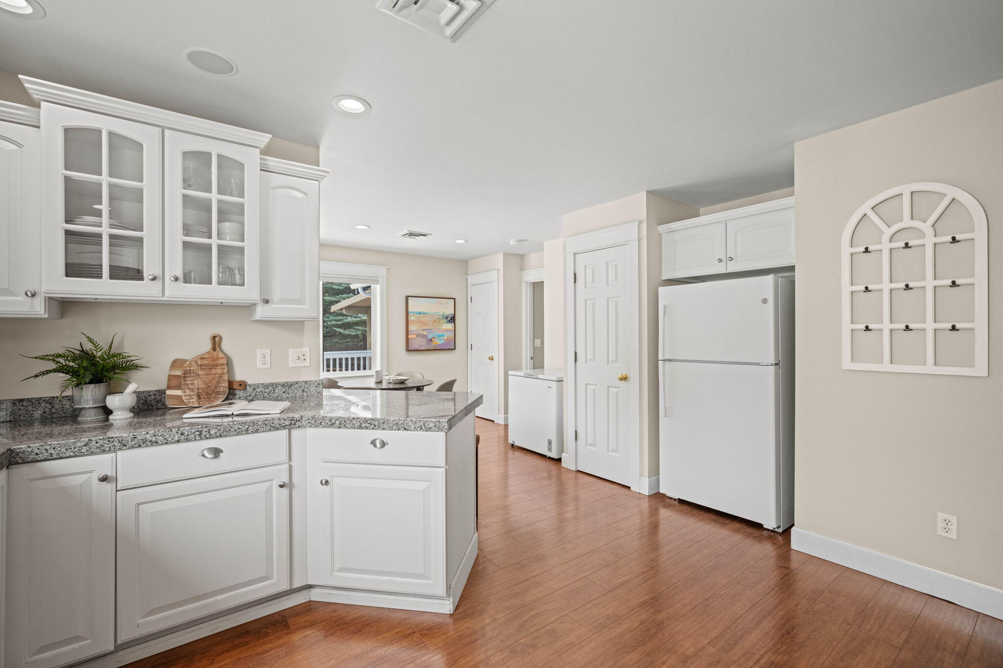 443 SW Hillwood Court