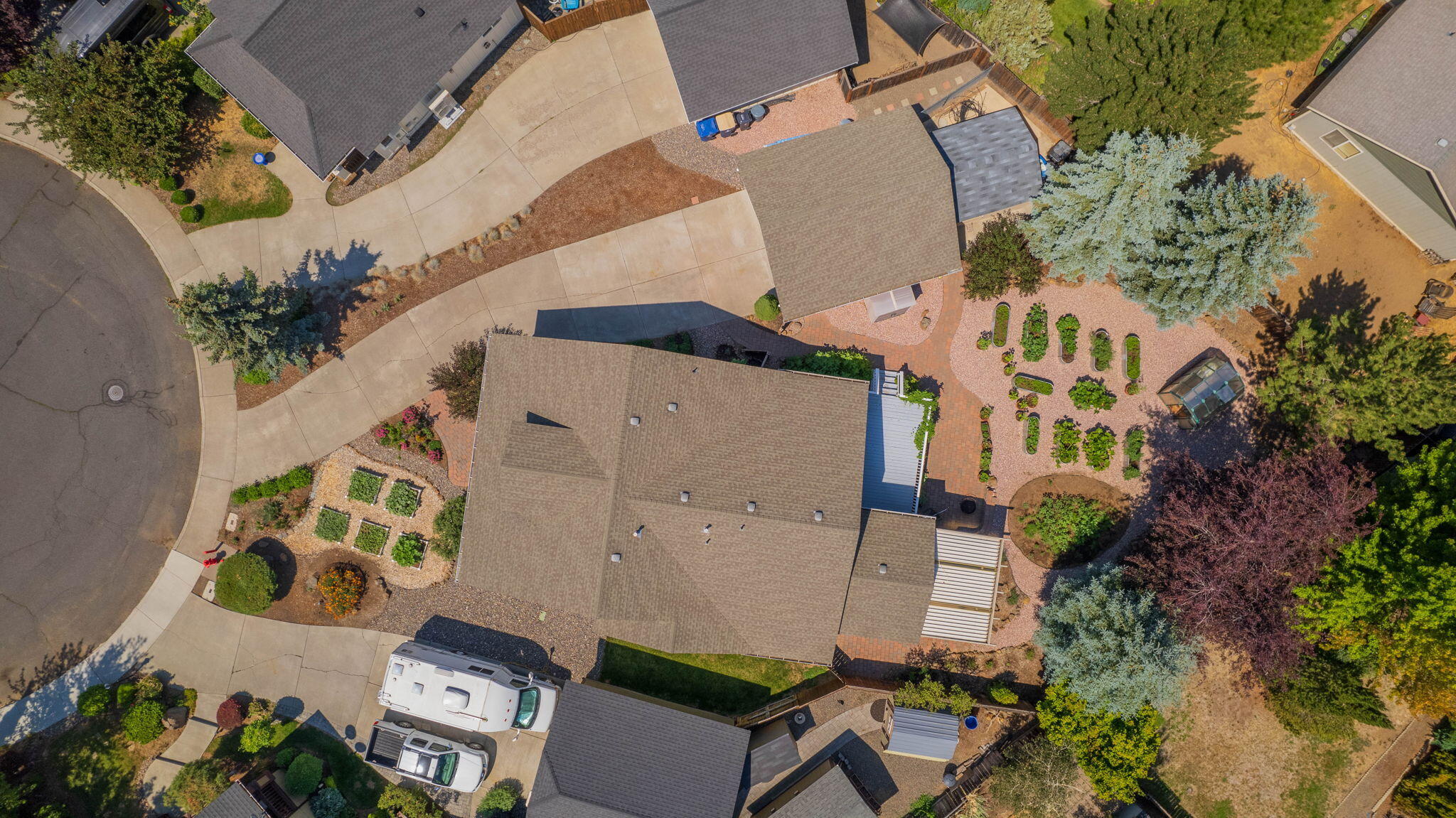 443 SW Hillwood Court