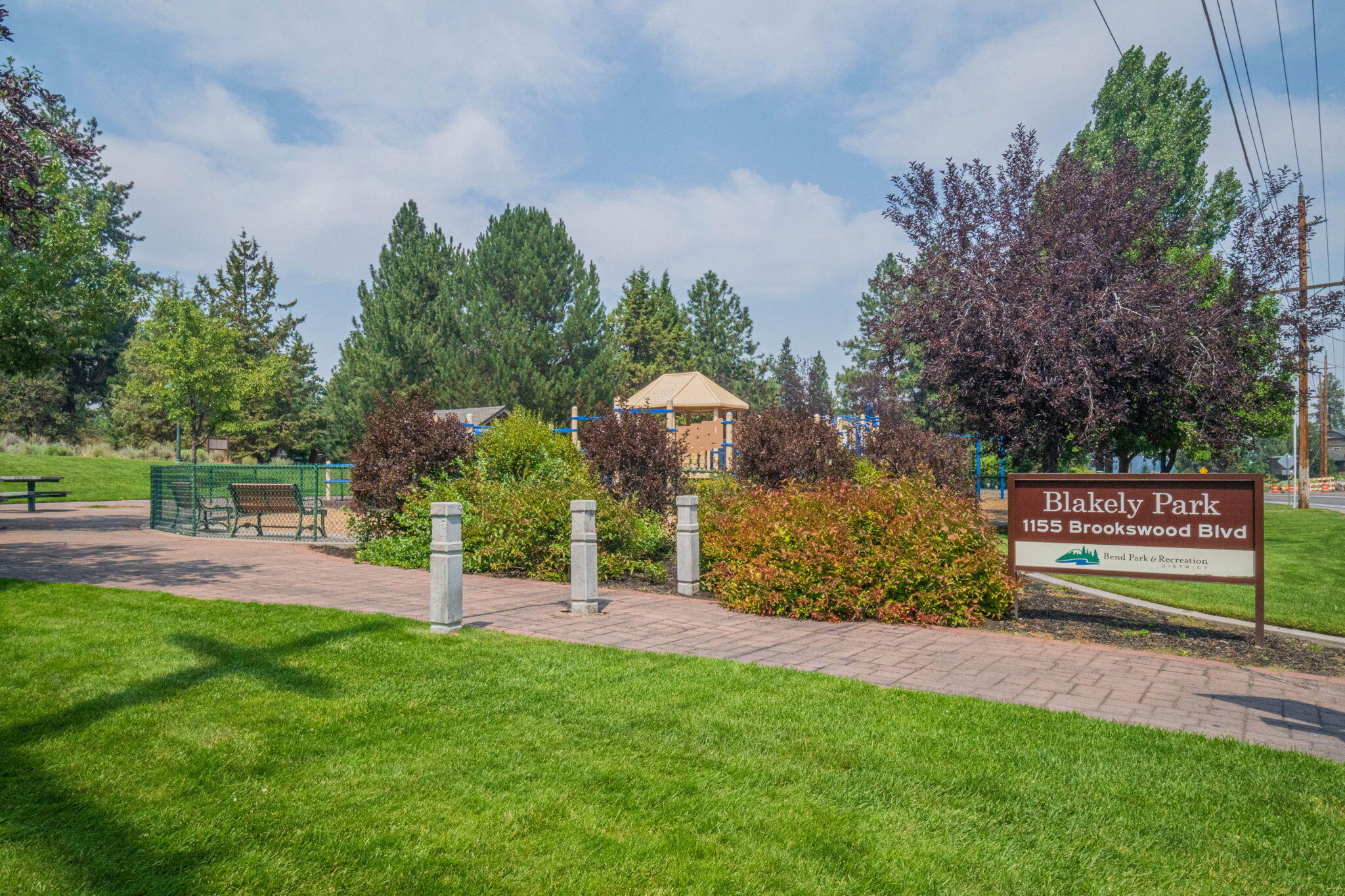 443 SW Hillwood Court