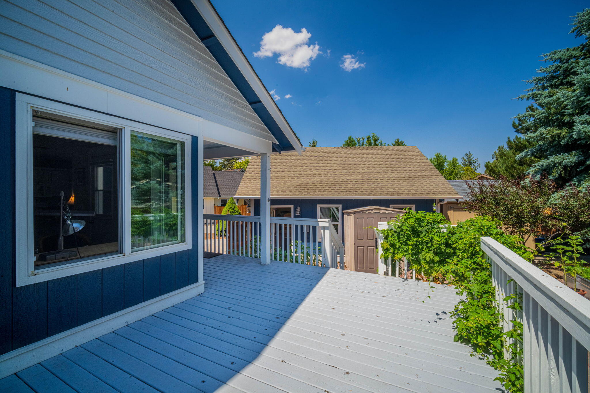 443 SW Hillwood Court
