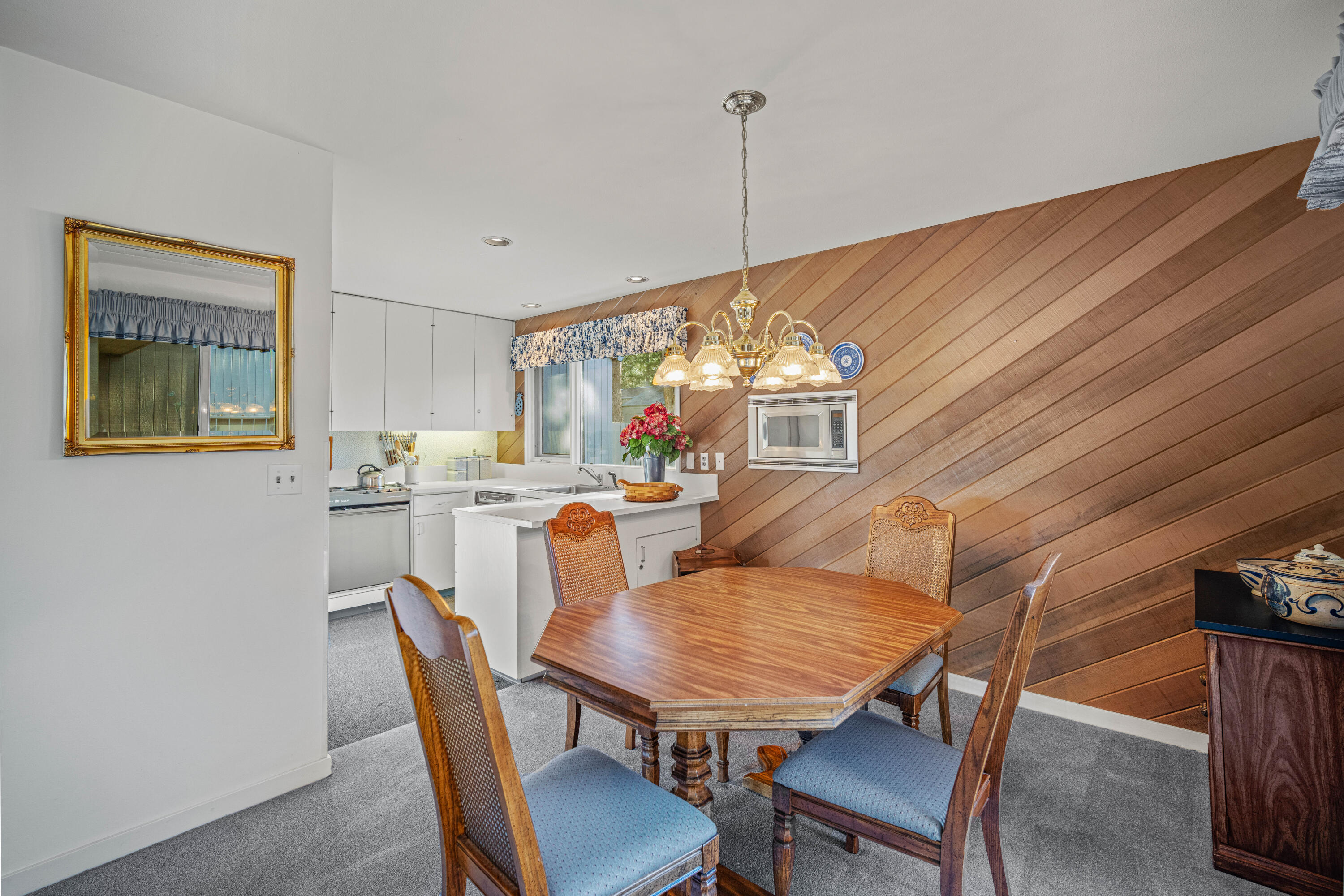 57239 Island Road Unit: 39