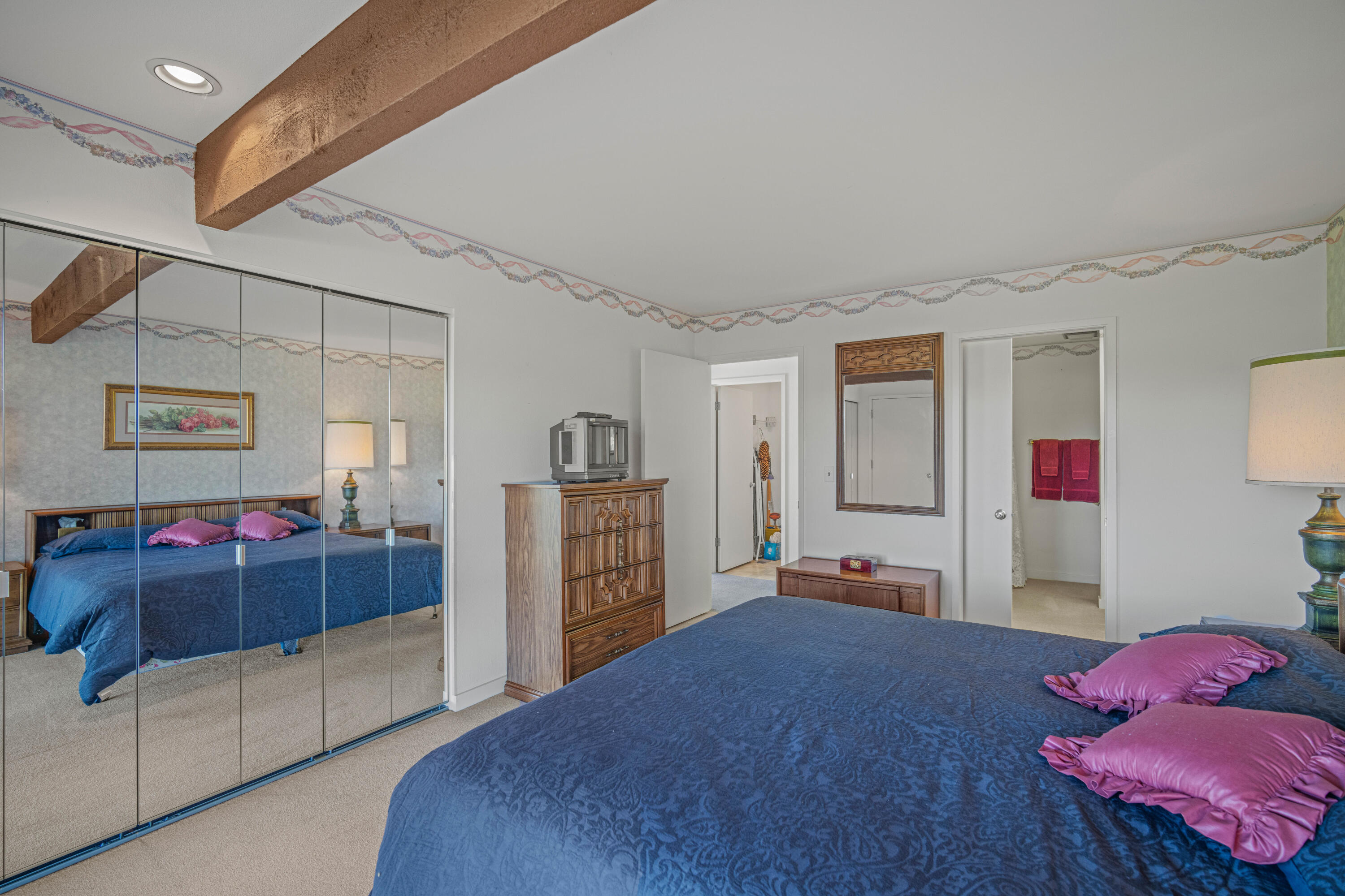 57239 Island Road Unit: 39