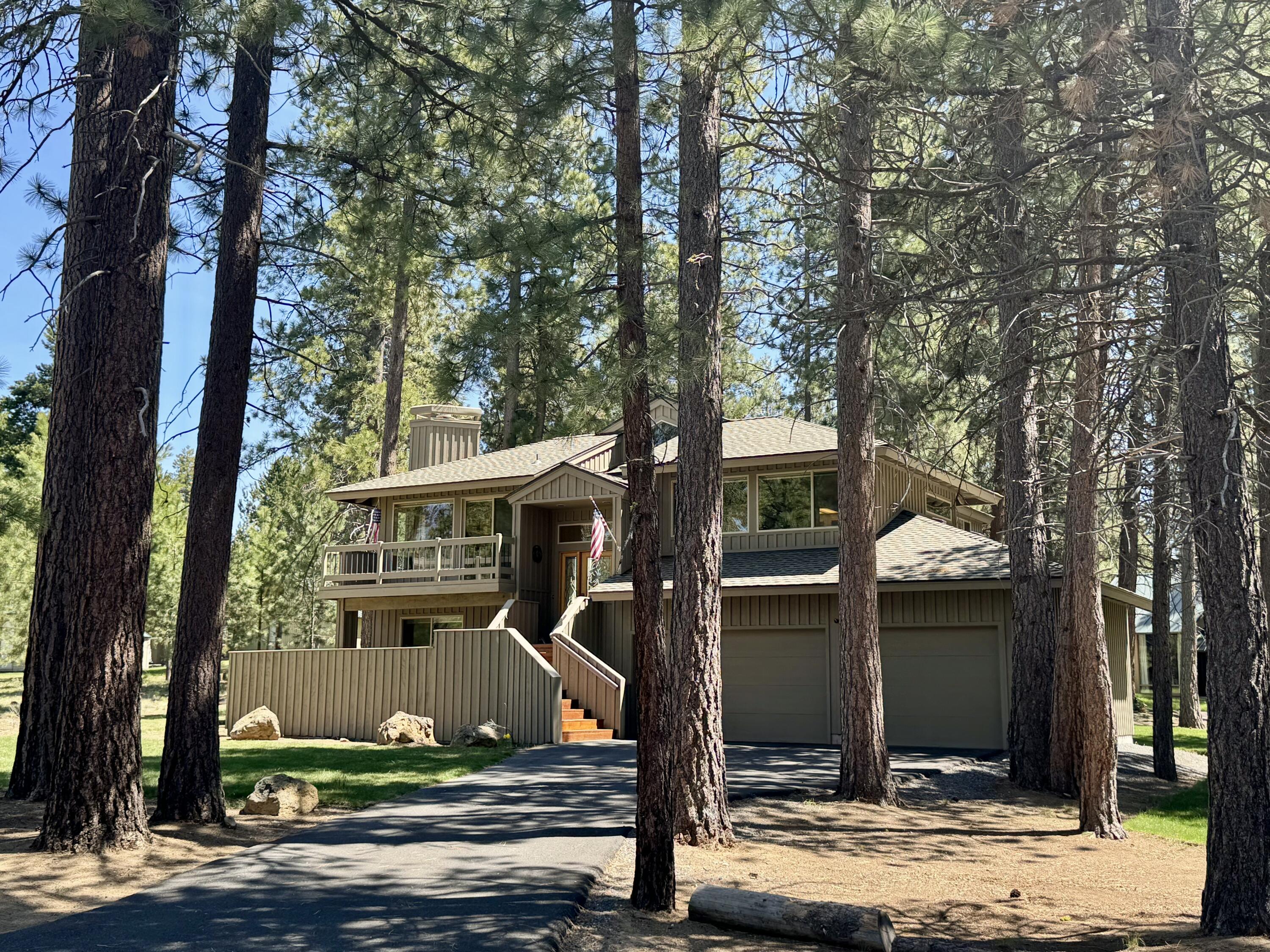 17683 Broken Top Lane