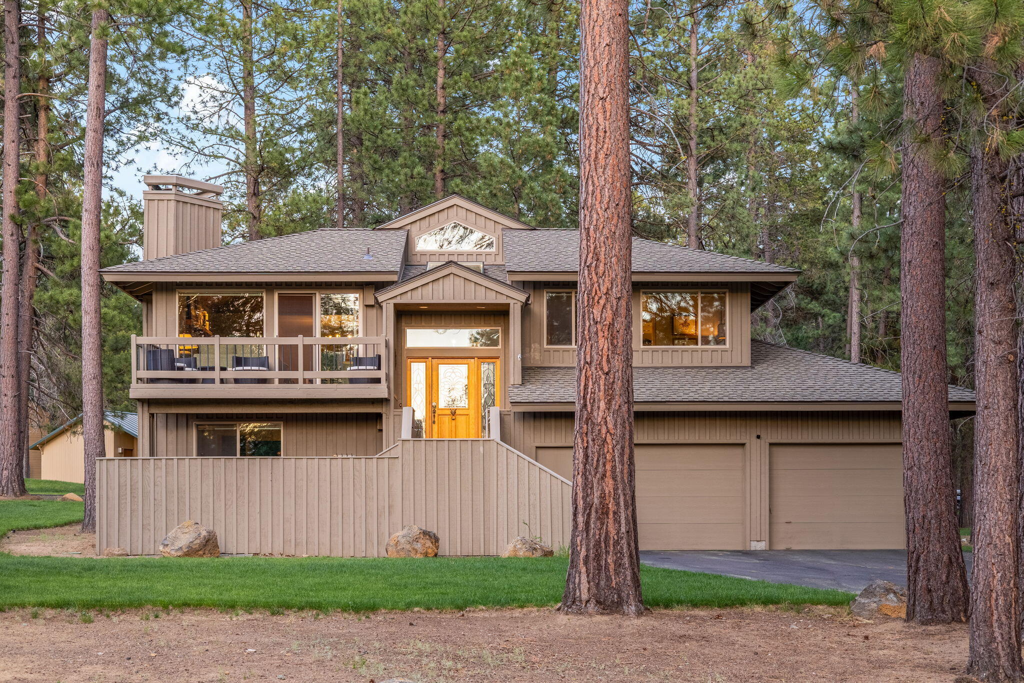 17683 Broken Top Lane